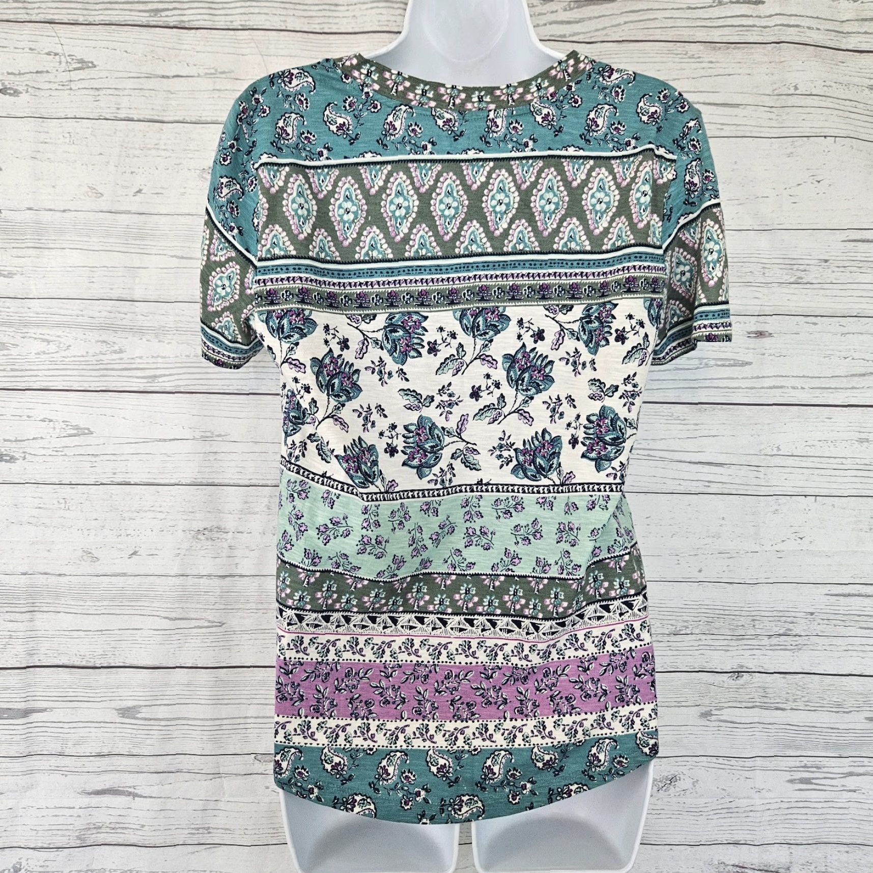 Loft Ann Taylor LOFT Womens Tee Small Green Purple Floral Paisley Cotton T-Shirt V-Neck Size S / US 4 / IT 40 - 3 Thumbnail