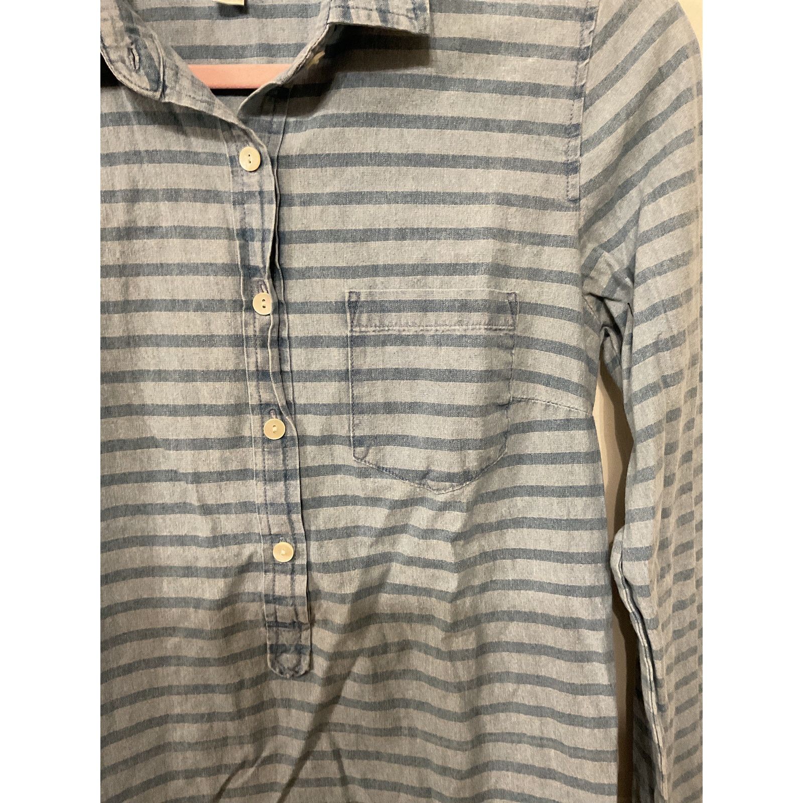 J.Crew J. Crew Everyday Chambray Button Down Popover Shirt, sz 2 Size XS / US 0-2 / IT 36-38 - 3 Thumbnail