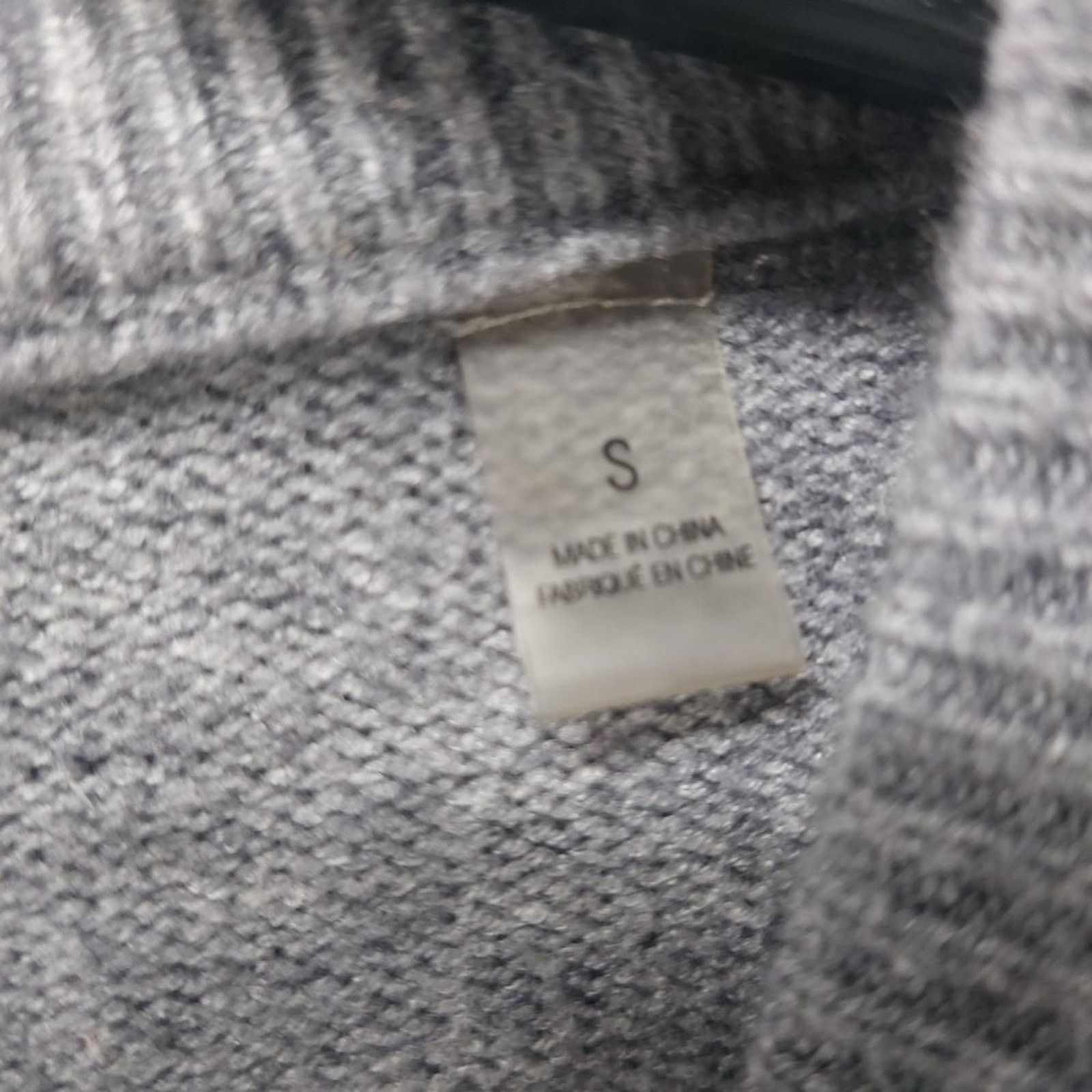 Other Tahari Women's Small Gray Pullover Sweater Crew Round Neck Size S / US 4 / IT 40 - 4 Thumbnail
