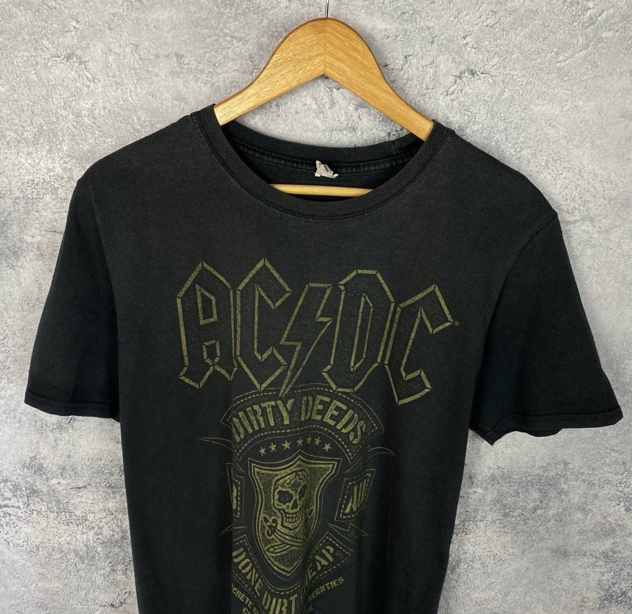 AC/DC Acdc Dirty Deeds Done Dirt Cheap Tee Men's Size L Black Size US L / EU 52-54 / 3 - 2 Thumbnail