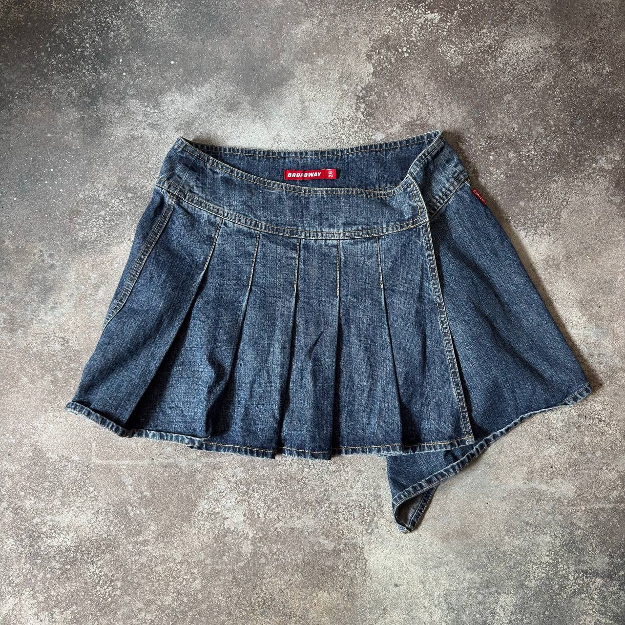 20471120 × Japanese Brand × Le Grande Bleu (L.G.B.) Super Sexy Vintage Asymmetric Mini Skirt Size 29" - 1 Thumbnail
