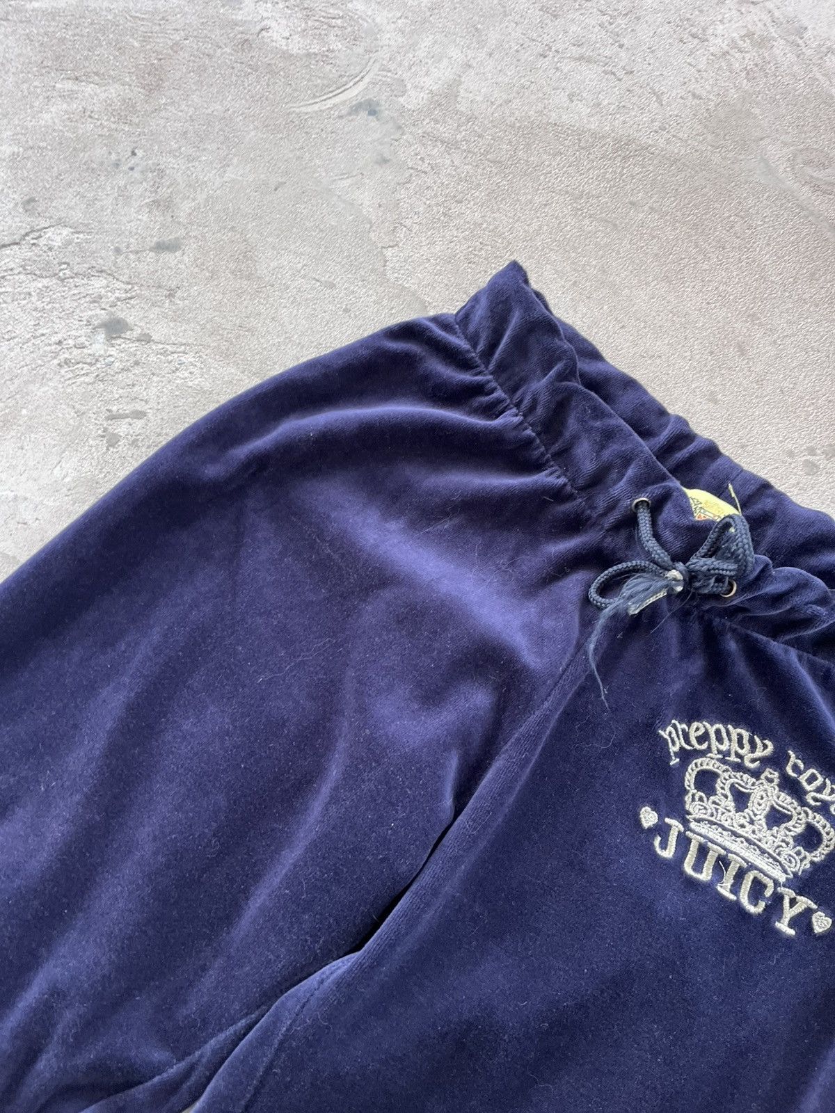 Juicy Couture Juicy Couture Velour Sweatpants Track Pants Blue Low Rise Size 32" / US 10 / IT 46 - 7 Thumbnail