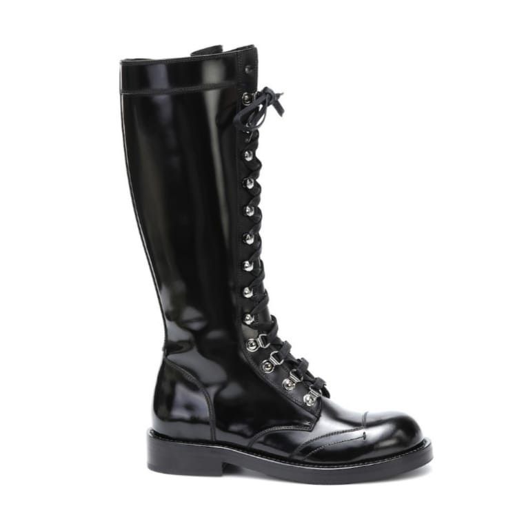 o1y0825 Leather Boots in Black