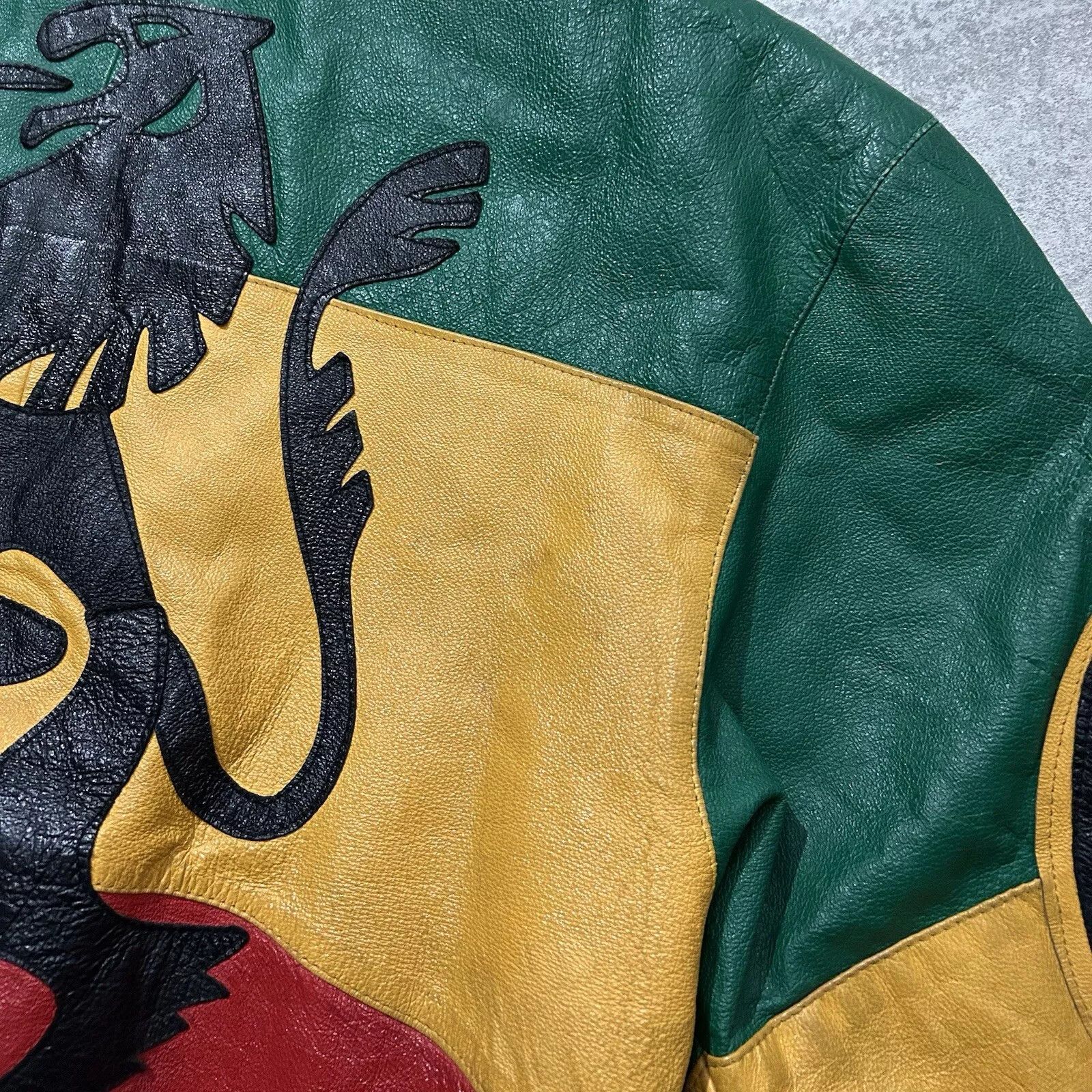 Vintage MICHAEL HOBAN RASTA ZION LEATHER BOMBER JACKET SIZE L Size US L / EU 52-54 / 3 - 9 Thumbnail