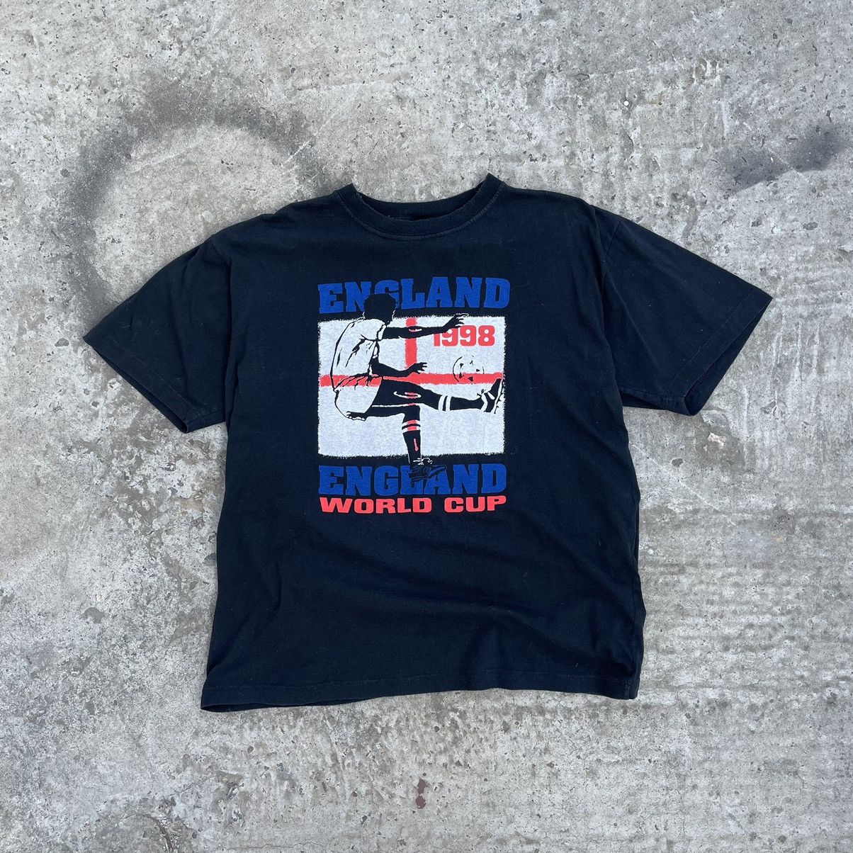 Japanese Brand × Vintage Vintage T-shirts England 1998 World Cap Logo Tee Y2K Size US XL / EU 56 / 4 - 1 Thumbnail