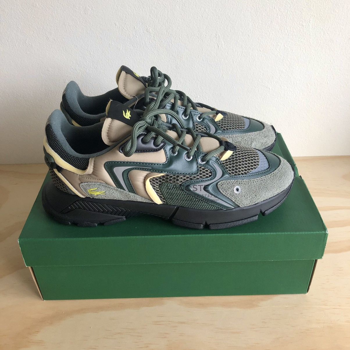 Lacoste Mens new Lacoste mixed fabric Neo trainer. Mens US 13 Size US 13 / EU 46 - 2 Thumbnail