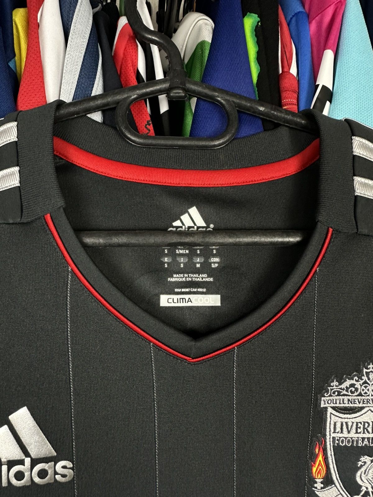 Adidas Liverpool 2011 2102 Away Football Shirt Soccer Jersey Adidas Size US S / EU 44-46 / 1 - 5 Thumbnail