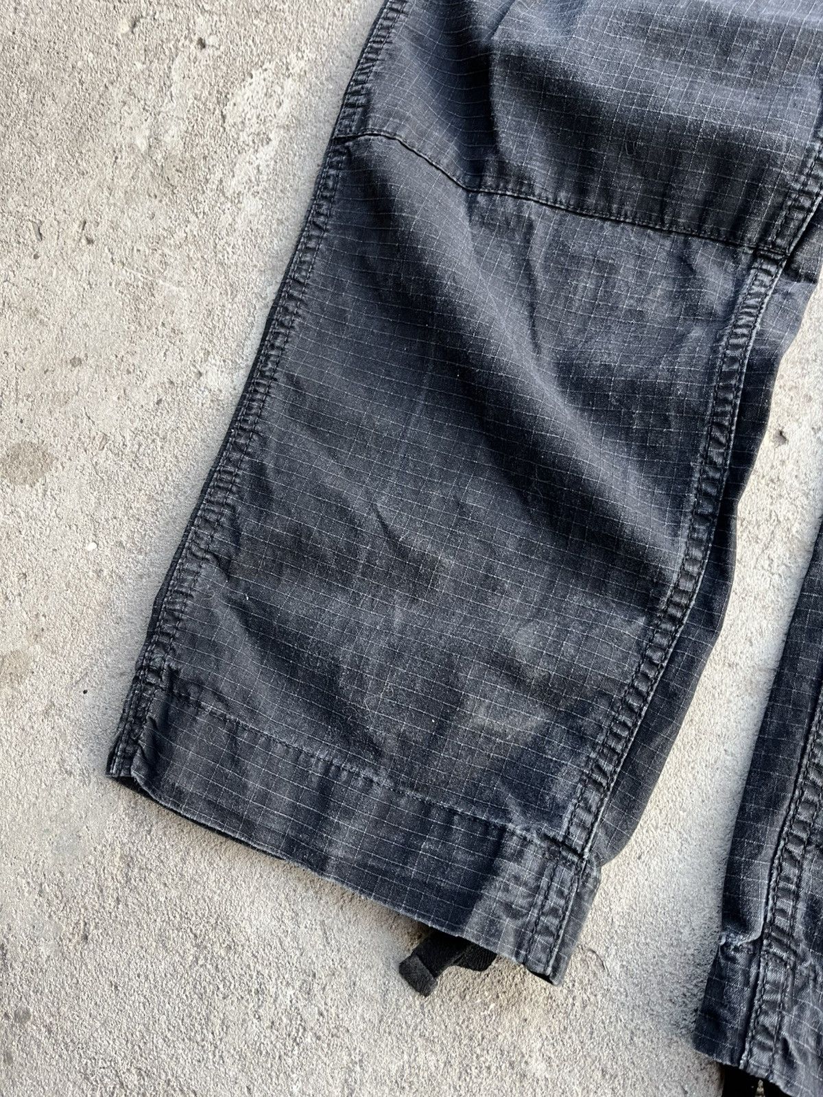 Carhartt × Carhartt Wip × Japanese Brand Vintage Bondage Carhartt Cargo Double Knee Faded Baggy Pants Size US 29 - 19 Thumbnail