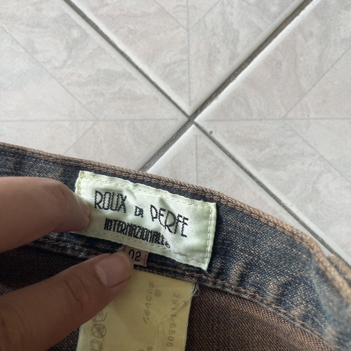 Japanese Brand Japanese Brand Roux Di Perfe flare jeans 🍒 Size US 27 - 5 Thumbnail
