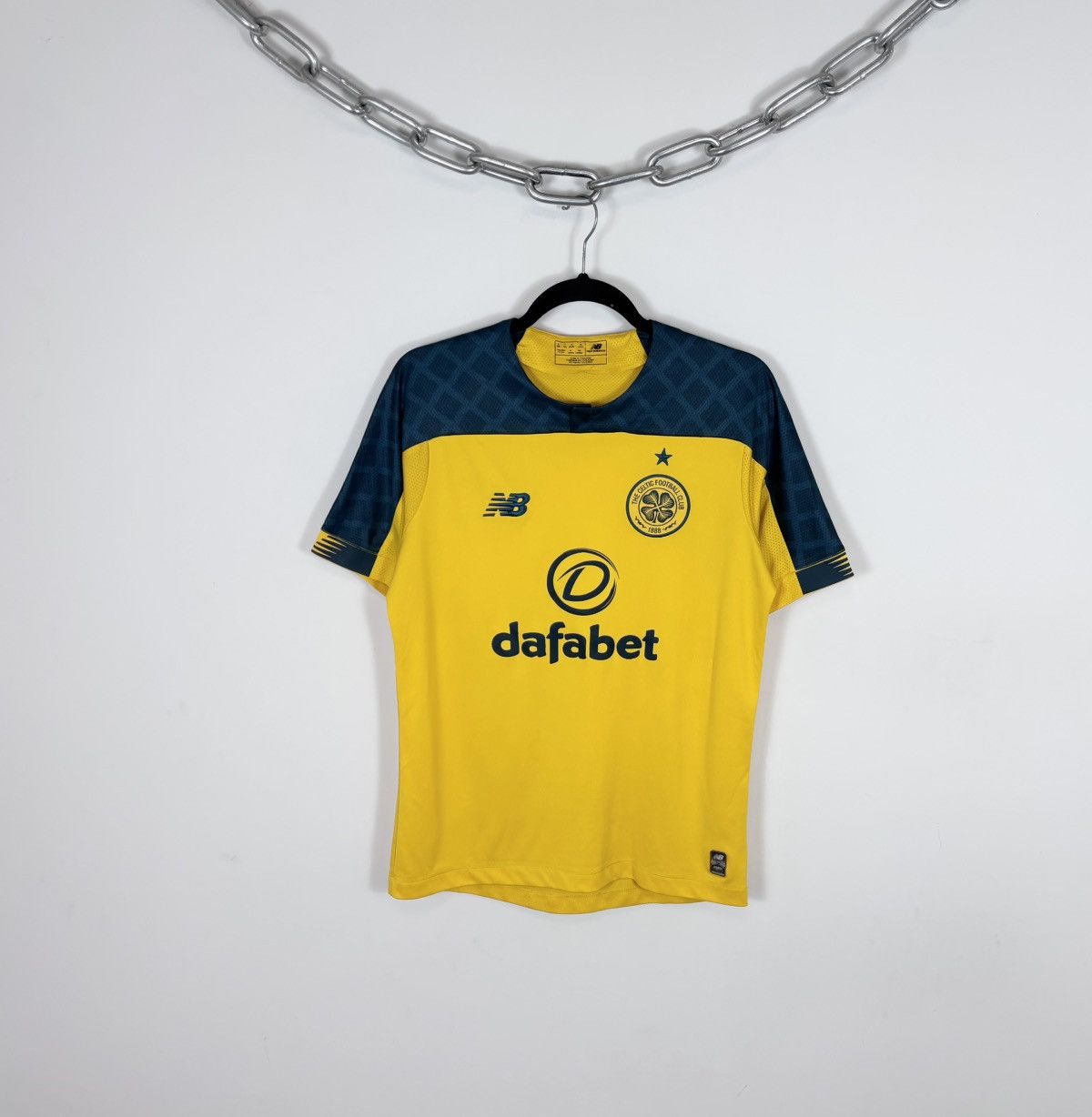 New Balance New Balance Celtic 2019/2020 Away Football Soccer Jersey Size US S / EU 44-46 / 1 - 1 Thumbnail
