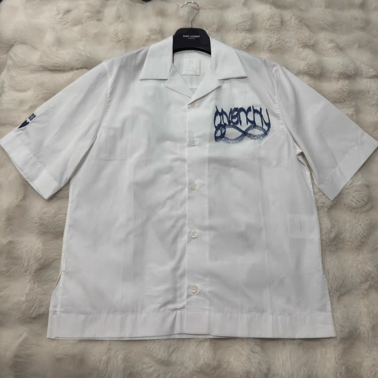 Givenchy Sz 39 Givenchy Logo White Shirt mojos521631 Size US M / EU 48-50 / 2 - 1 Thumbnail