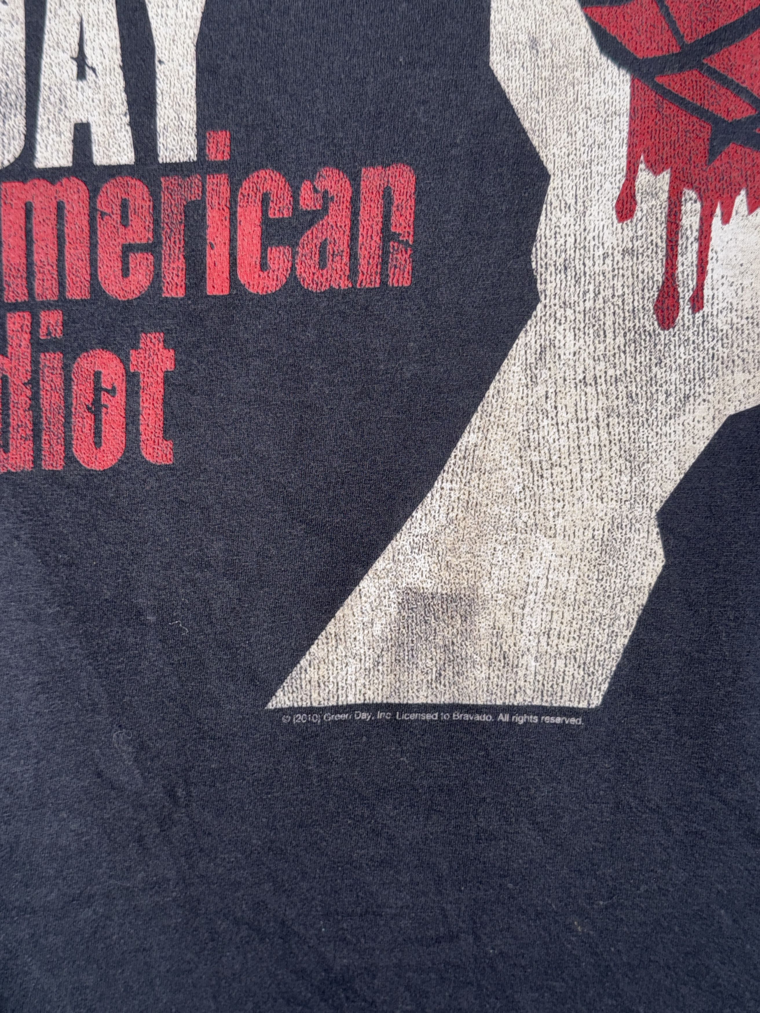 Band Tees Green Day 2010 Band Tee Size US M / EU 48-50 / 2 - 2 Thumbnail