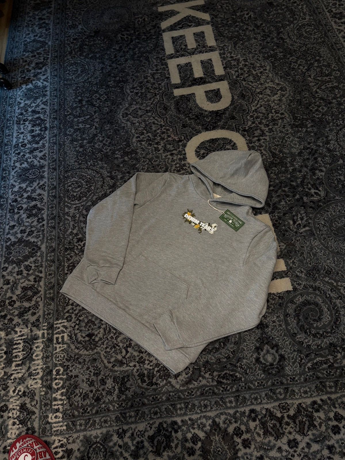 DENIM TEARS Denim Tears Gray Floral Logo Hoodie DS Size Large Size US L / EU 52-54 / 3 - 1 Thumbnail