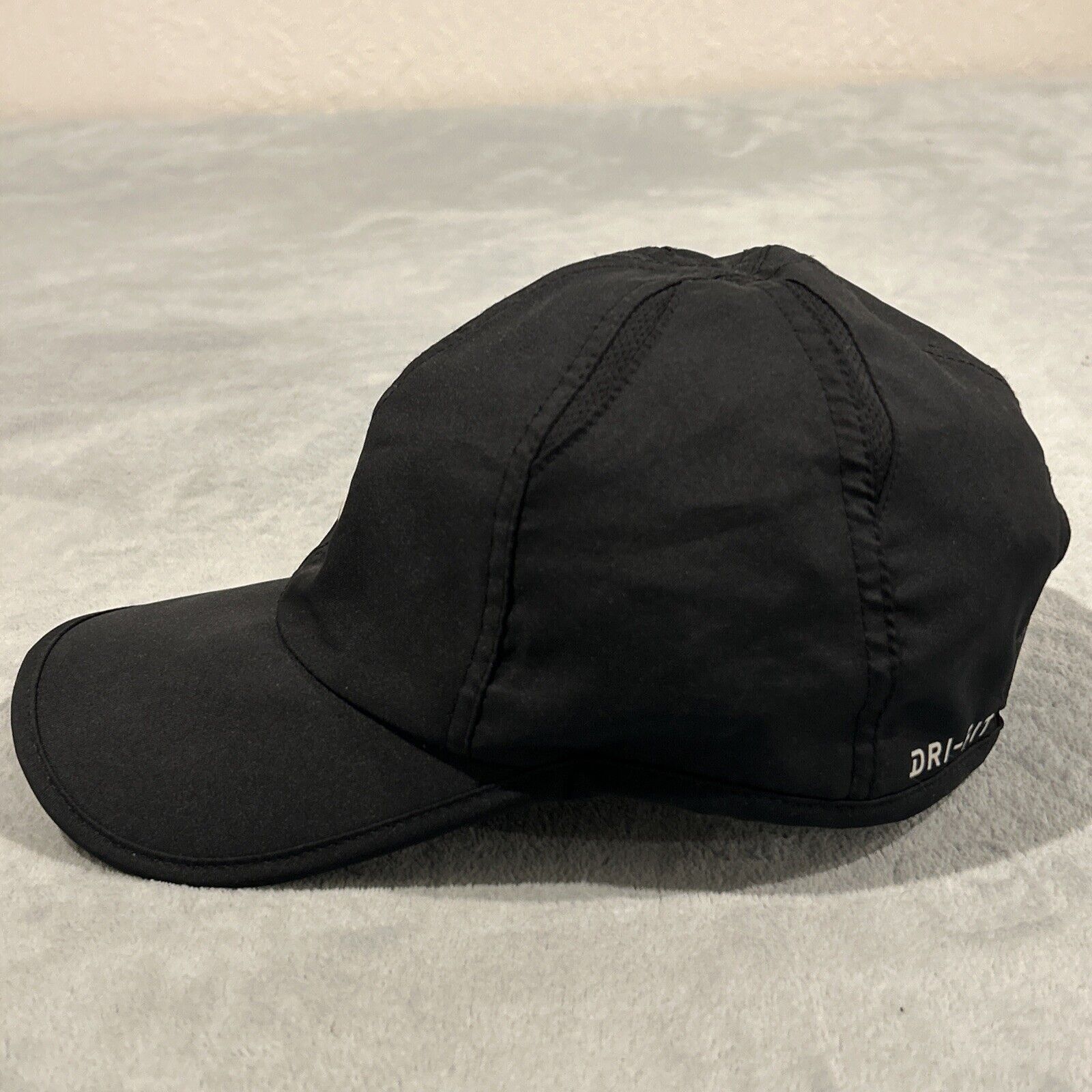 Nike Nike 6 Panel Featherlight Hat Cap Strap Back Swoosh Tailwind Size ONE SIZE - 3 Thumbnail