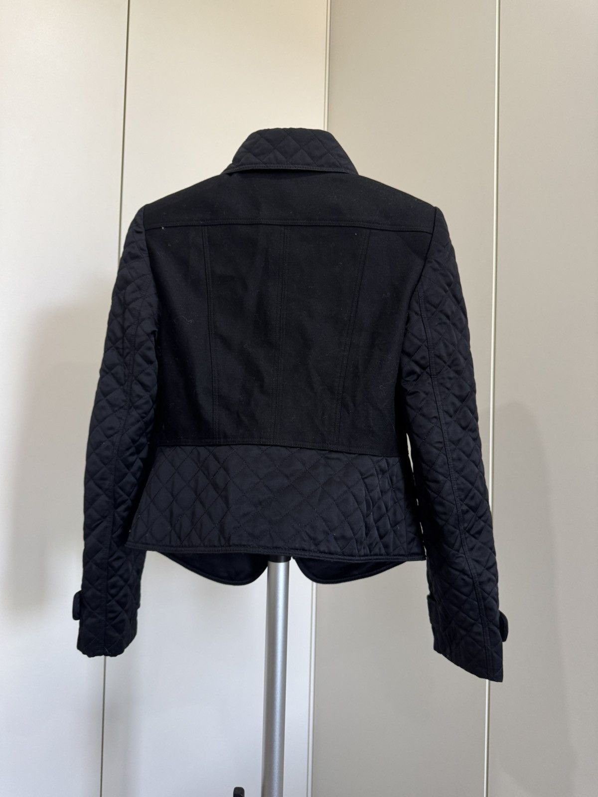 Burberry Burberry vintage rare wool jacket with satin quilted Size M / US 6-8 / IT 42-44 - 2 Thumbnail