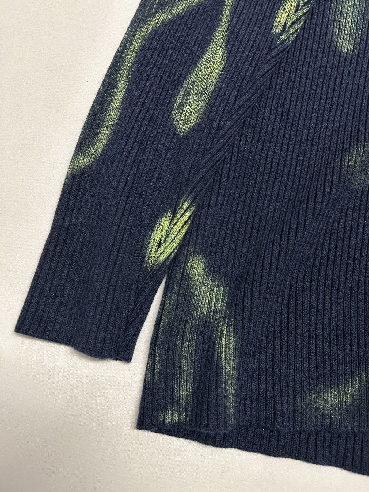 Balenciaga Resort 2020 “Flame” Spray-Paint Airbrush Graffiti Knit Size US S / EU 44-46 / 1 - 9 Thumbnail