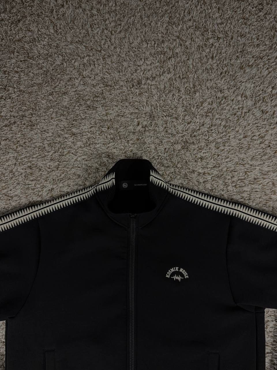 GU × Undercover UNDERCOVER x GU Kosmik Noise Black Tracksuit Size US S / EU 44-46 / 1 - 3 Thumbnail