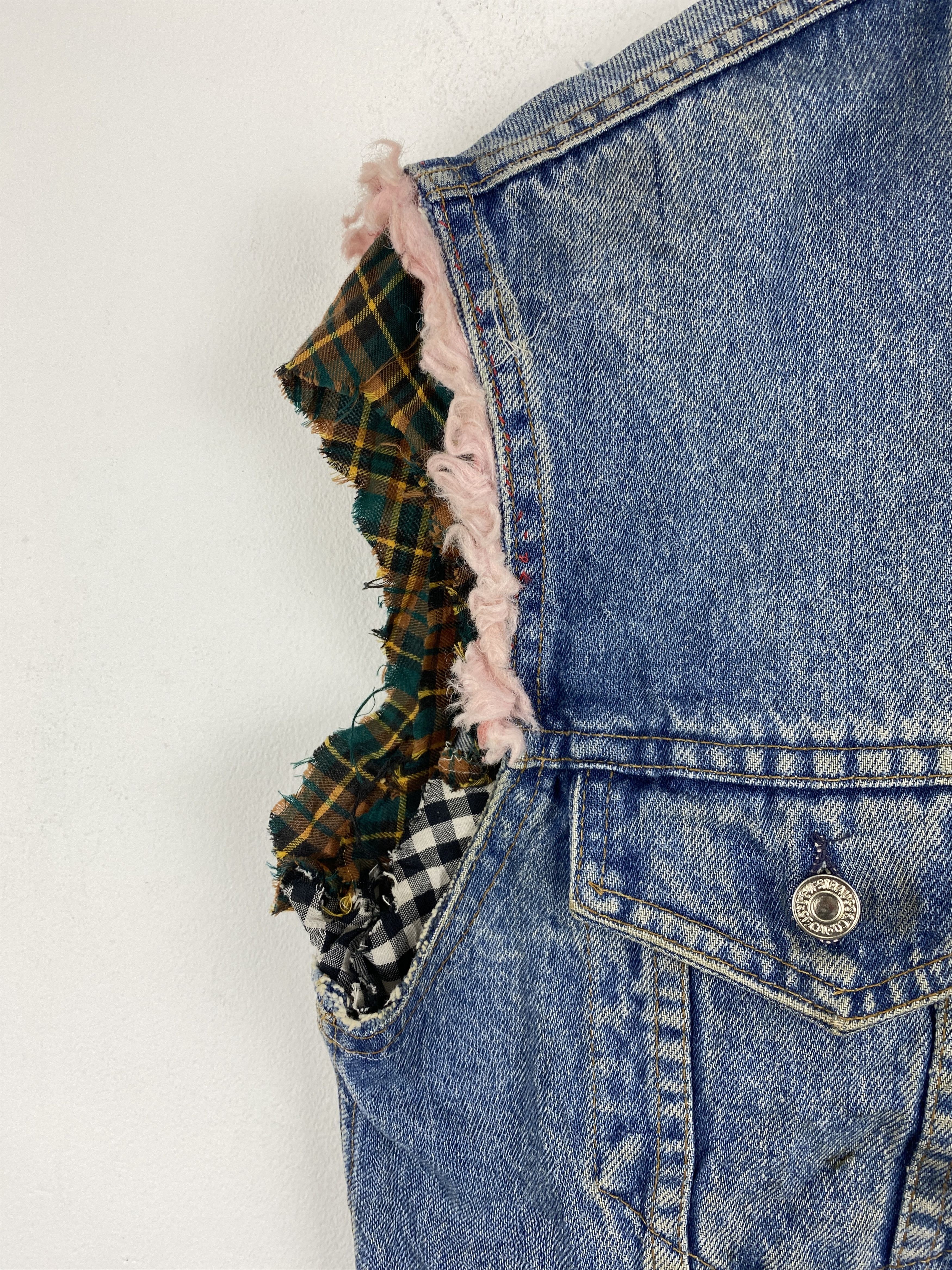 Levi's Vintage 90s Levis Sleeveless Jeans Vest J2009 Size US M / EU 48-50 / 2 - 13 Thumbnail