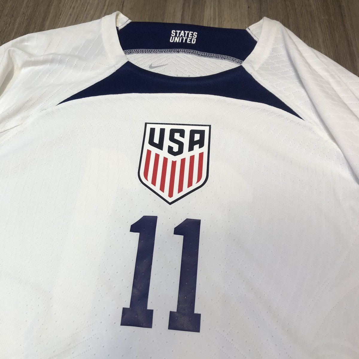 Nike USA USMNT 22/23 player issue home shirt #11 Aaronson (Bnwt) Size US L / EU 52-54 / 3 - 3 Thumbnail