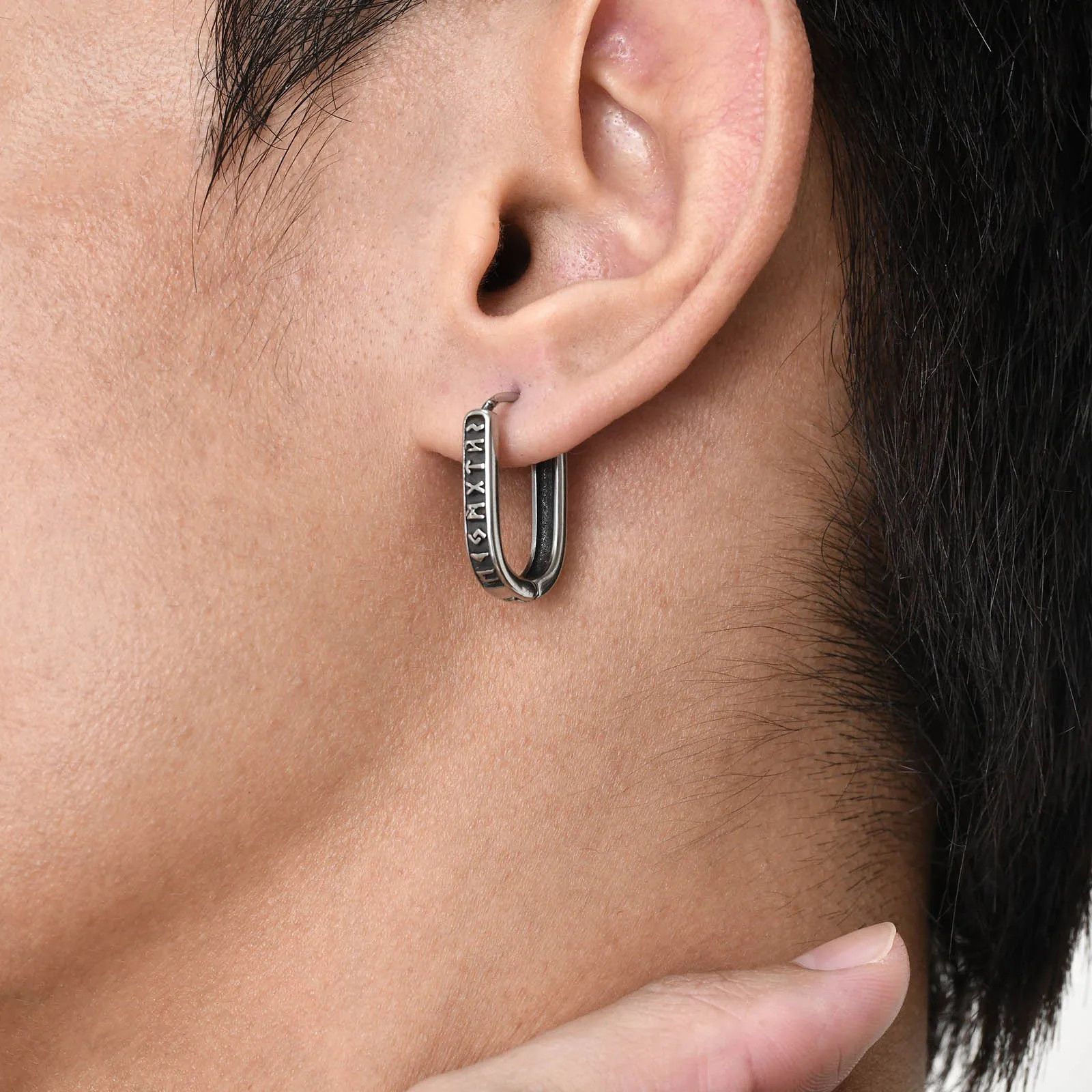 Jewelry × Vintage U-shaped Rune Hoop Earring Size ONE SIZE - 2 Thumbnail