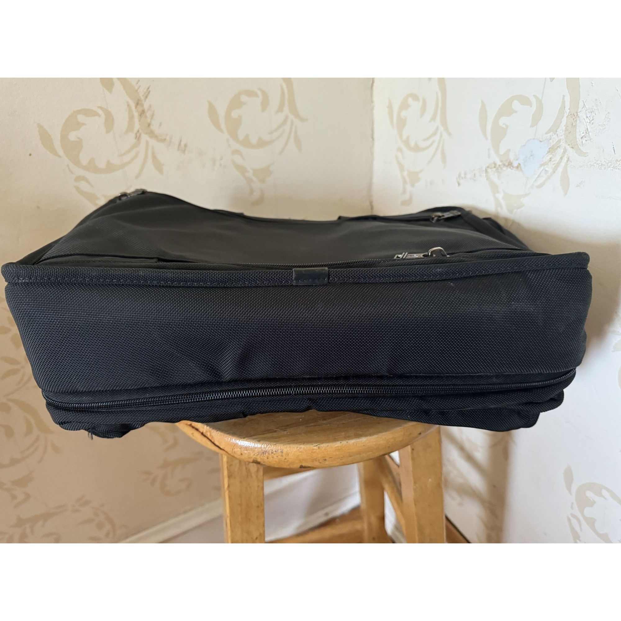 Tumi Tumi 3 Expandable Organizer Laptop Briefcase LN - Used Twice Size ONE SIZE - 5 Thumbnail
