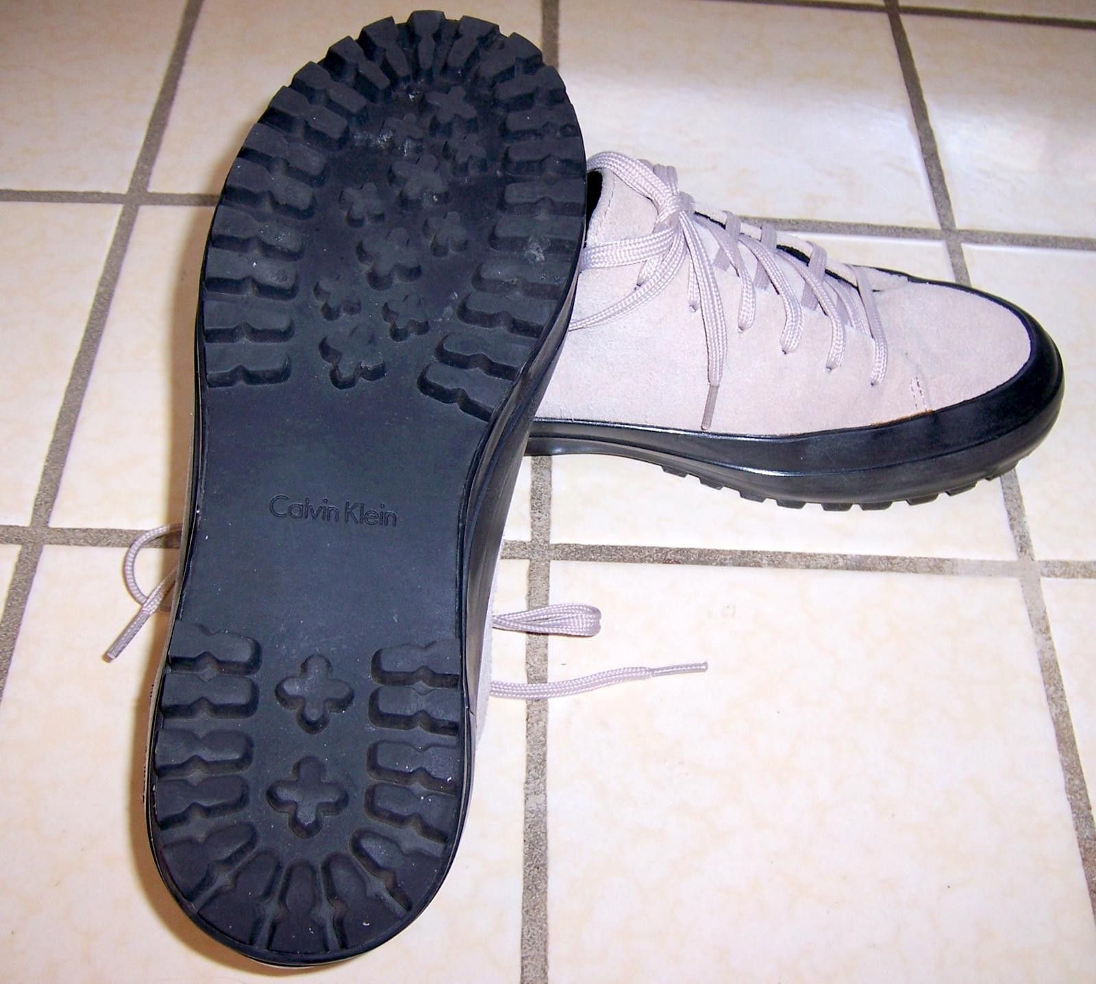 Calvin Klein Calvin Klein Sylvana Tan/Black Suede Platform Sneakers - W6 Size US 6 / IT 36 - 8 Thumbnail