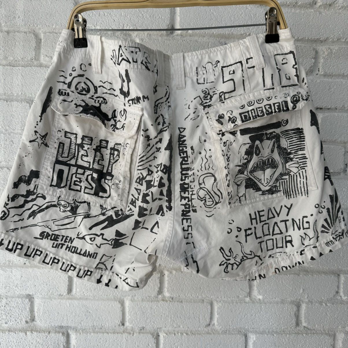 Diesel Diesel Grafitti Shorts Size US 34 / EU 50 - 2 Thumbnail