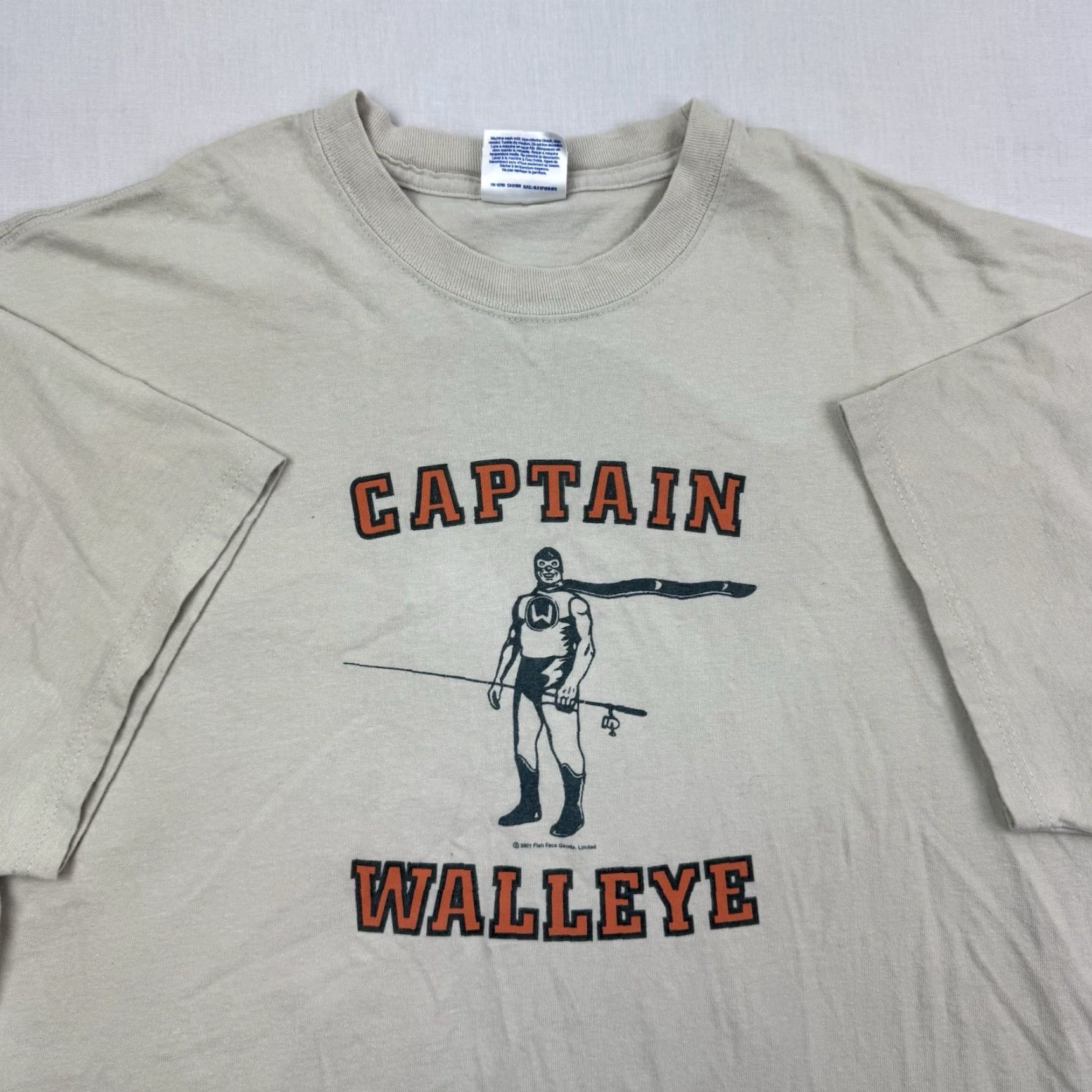Hanes VINTAGE Captain Walleye Fish Face T Shirt Adult XL Funny Humor Fishing Outdoors Hanes Regular Crew Neck Beige Men shirt XL Mens Size US XL / EU 56 / 4 - 2 Thumbnail