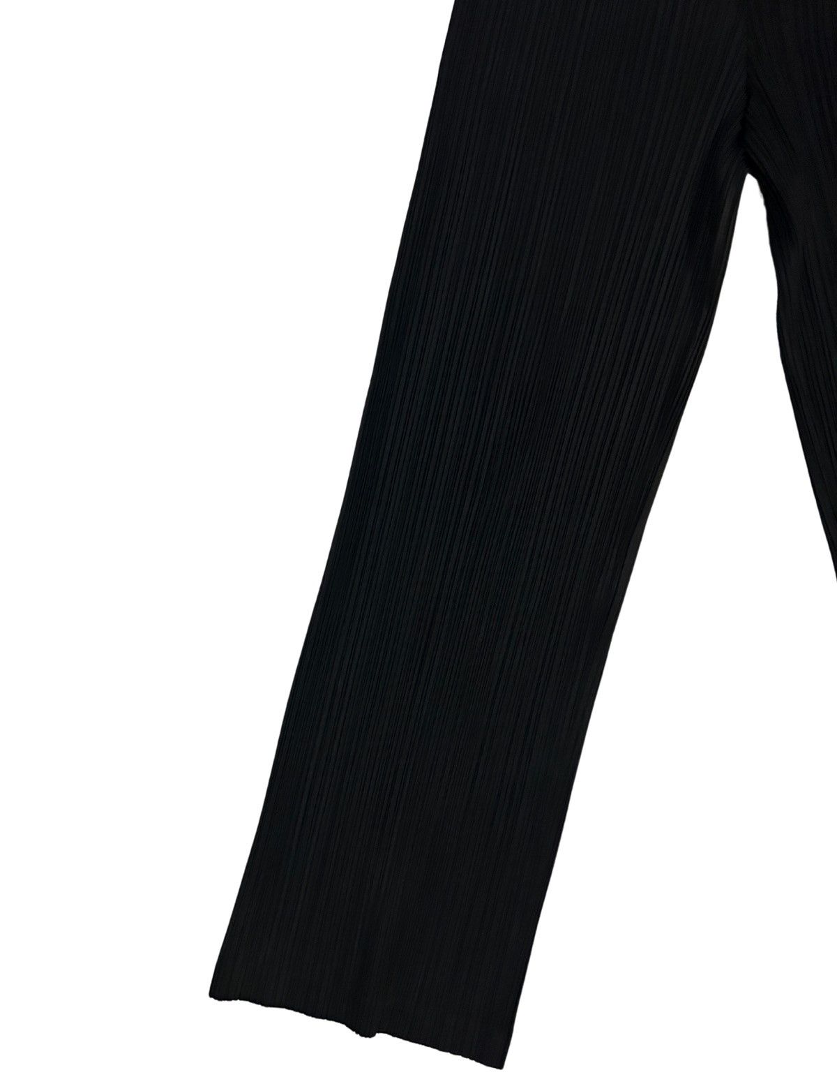 Issey Miyake Issey Miyake Pleats Please Size 27" / US 4 / IT 40 - 2 Thumbnail