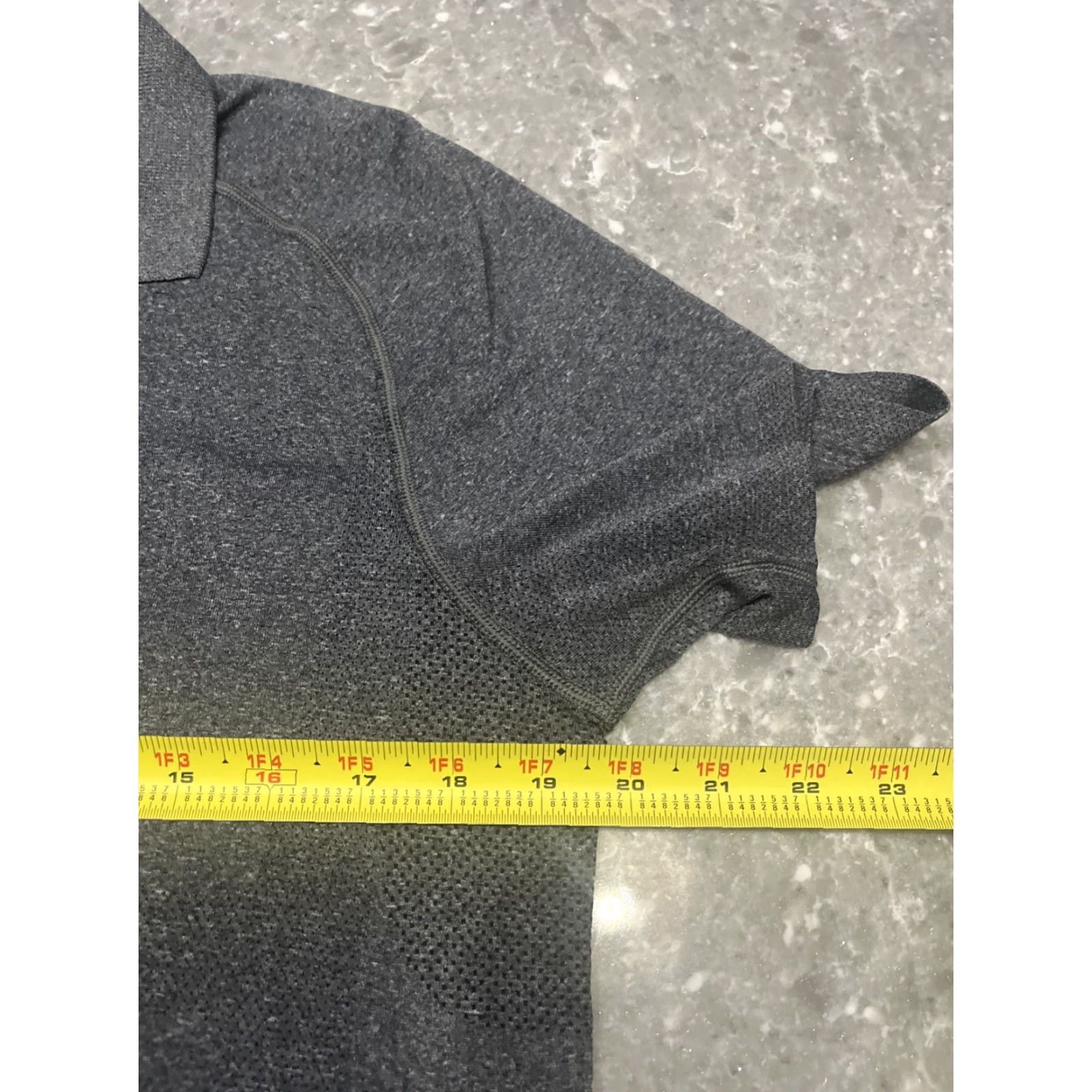 Lululemon Lululemon Metal Vent Tech Polo Shirt Mens M Gray Performance Lightweight Polo Shirt Mens M Gray Logo Vent Tech Activewear Golf Tennis Shirts Size US M / EU 48-50 / 2 - 3 Thumbnail