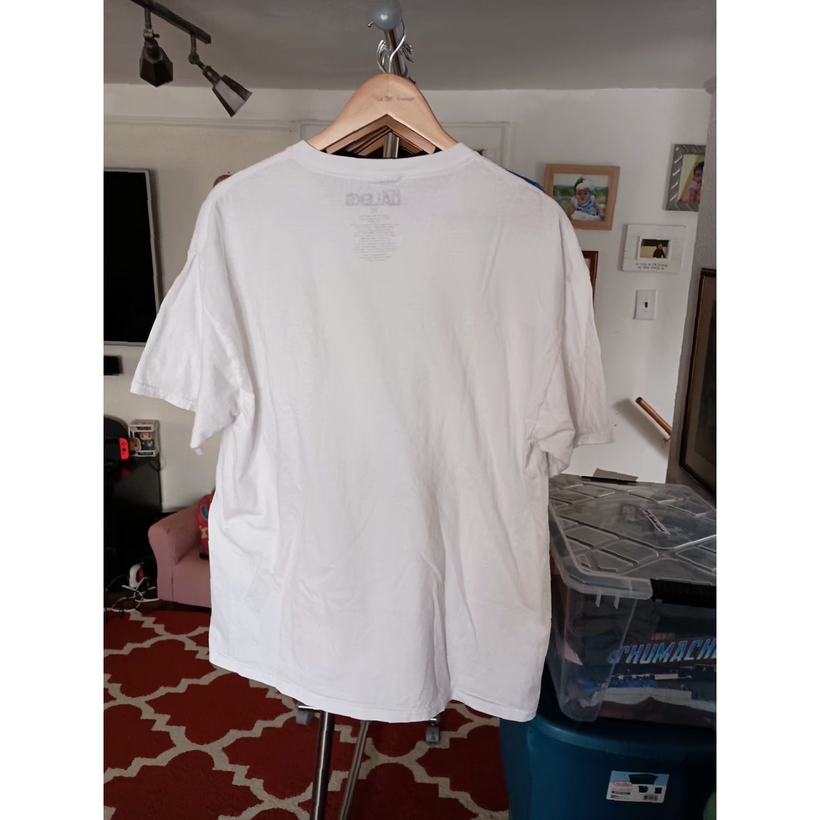 Vintage VINTAGE Doctor Who And The Daleks T-shirt Mens XL White 80s 90s Science Fiction Graphic Tee Size US XL / EU 56 / 4 - 4 Thumbnail