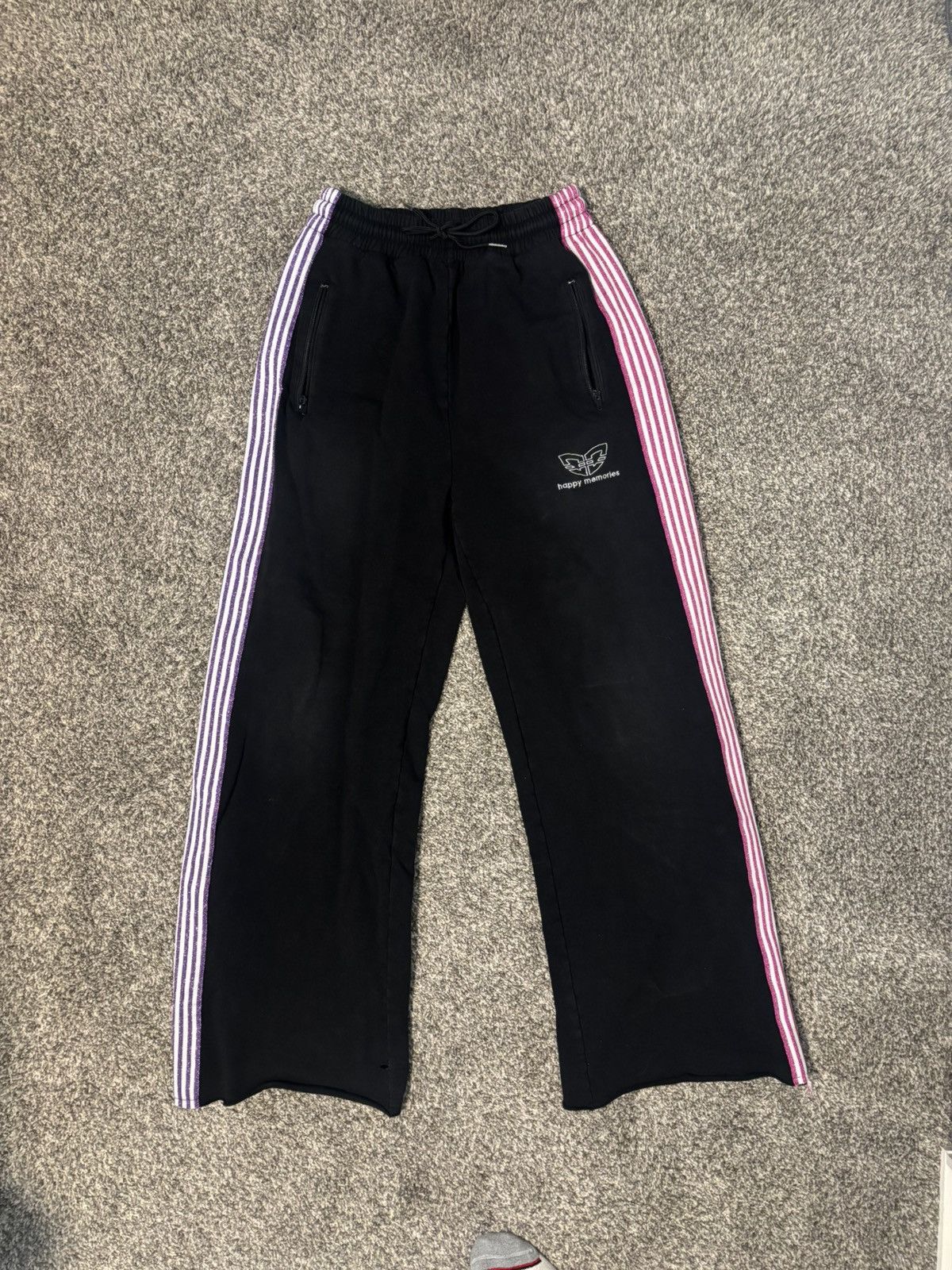 HMDD HMDD Akimbo Monster Track (Berry) Sweatpants Size US 32 / EU 48 - 1 Thumbnail