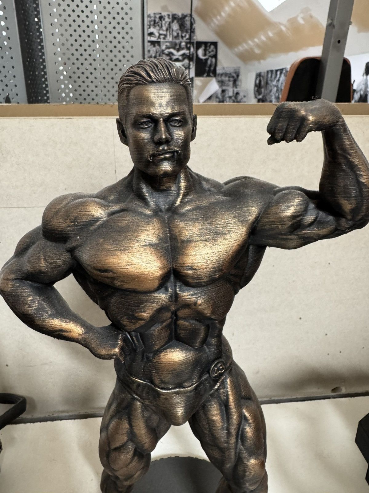 Other Gym statue Chris Bumstead Mr Olympia Bodybuilding 37cm Size ONE SIZE - 9 Thumbnail