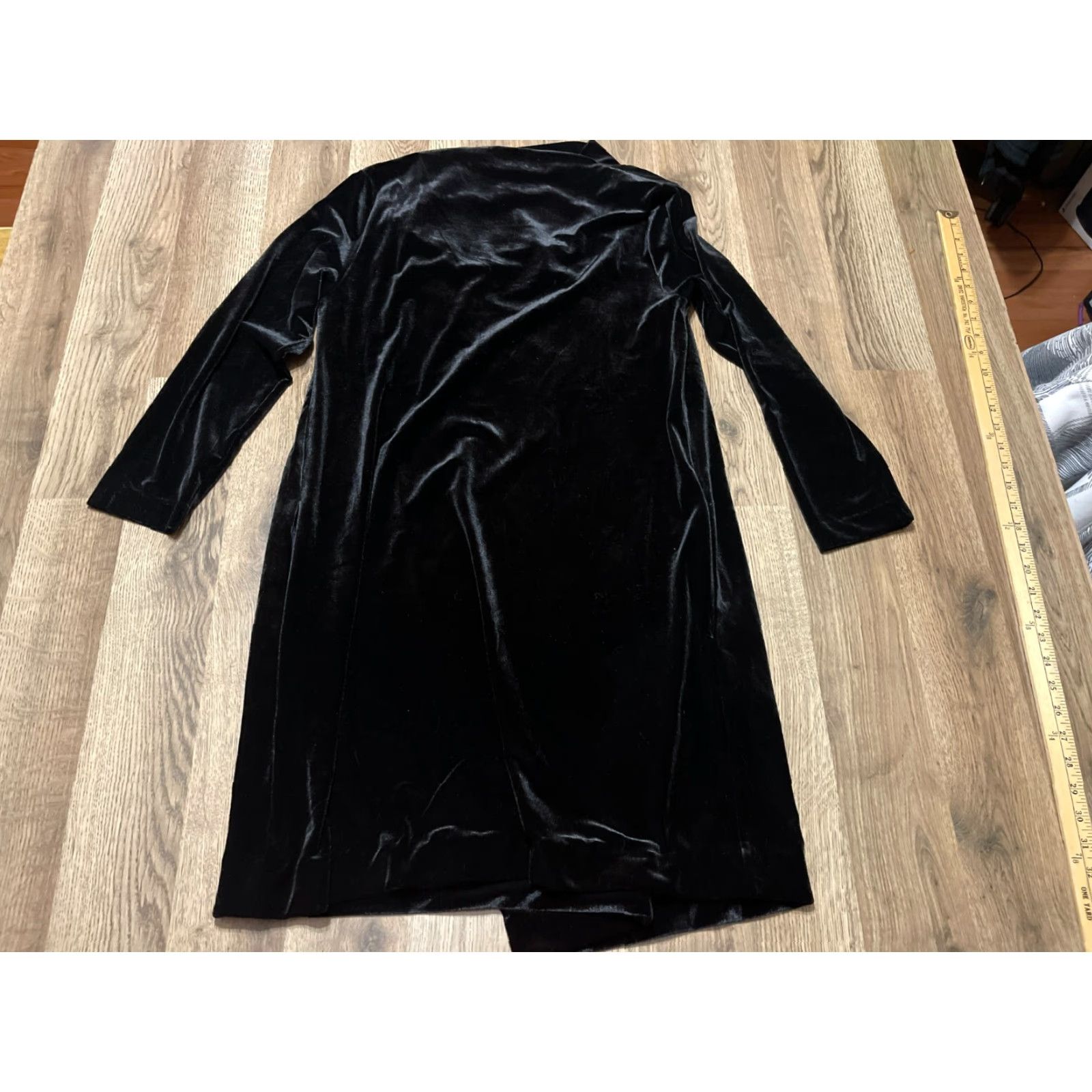 Vintage Joan Vass Dress Women Large Petite Black Velvet Solid Long Sleeve Shift Knee Length Casual Size L / US 10 / IT 46 - 2 Thumbnail