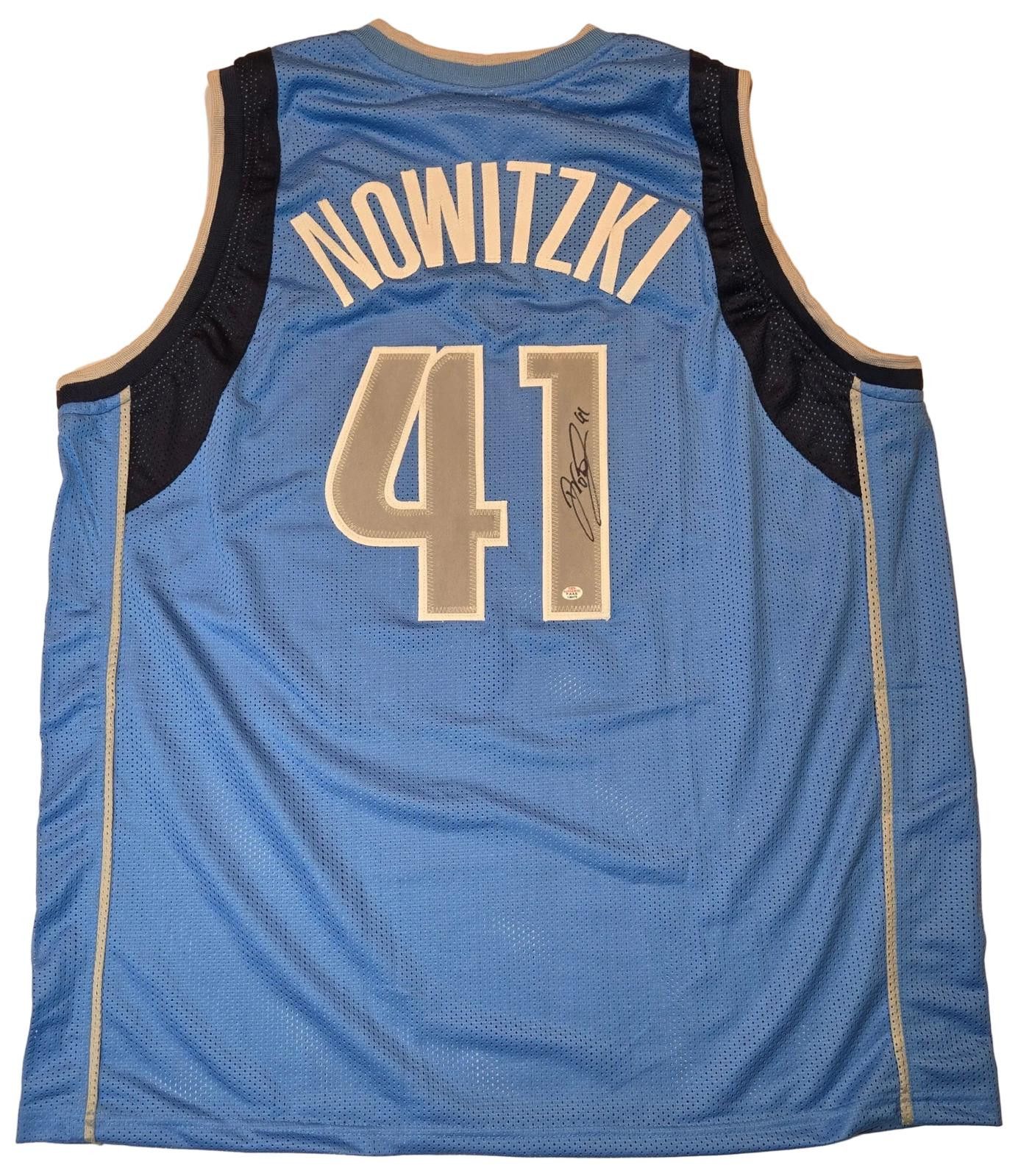 Other Dirk Nowitzki Dallas Mavericks Signed basketball jersey COA Size ONE SIZE - 2 Thumbnail