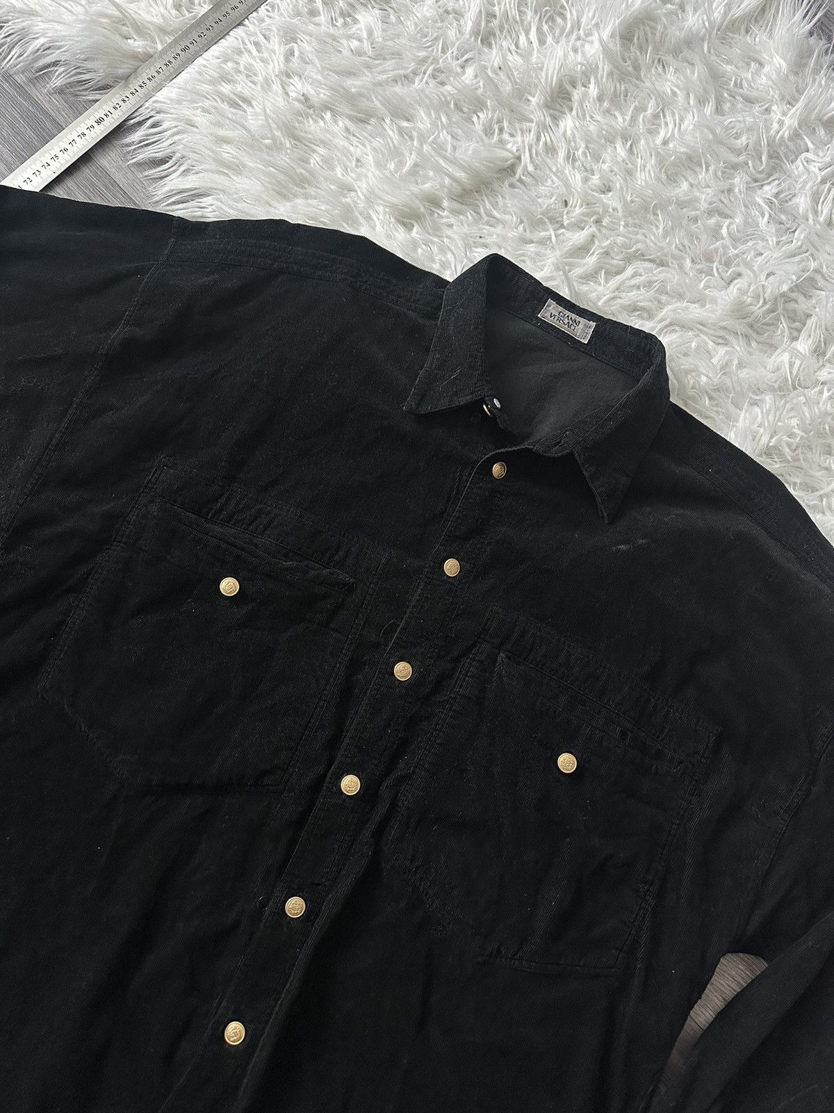 Versace ARCHIVAL Gianni Versace 90s Vintage Black Corduroy Overshirt Size US XL / EU 56 / 4 - 2 Thumbnail