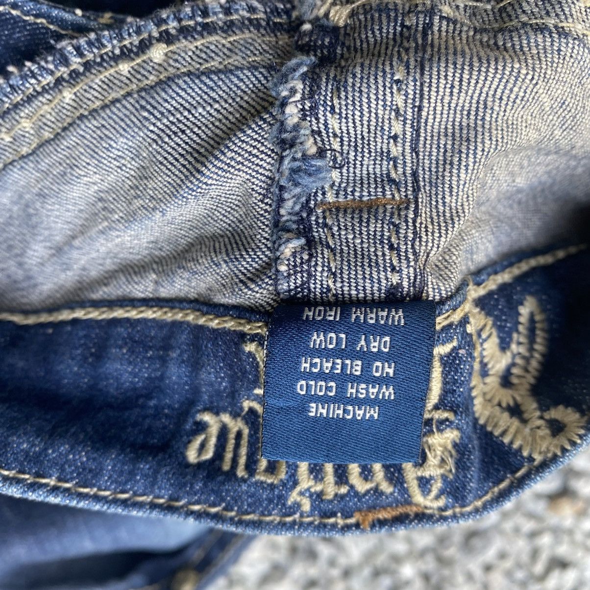 Seditionaries ANTIQUE RIVET STUDDED CROSS CH INSPIRED JEANS Size US 28 / EU 44 - 16 Thumbnail