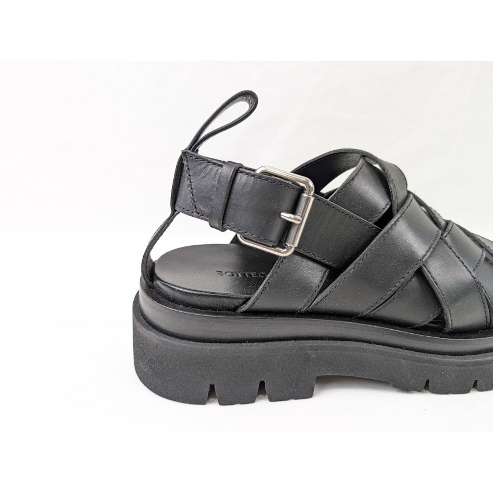 Bottega Veneta o1rshd1 Lug Sandal Military Calf in Black Size US 9 / EU 42 - 4 Thumbnail