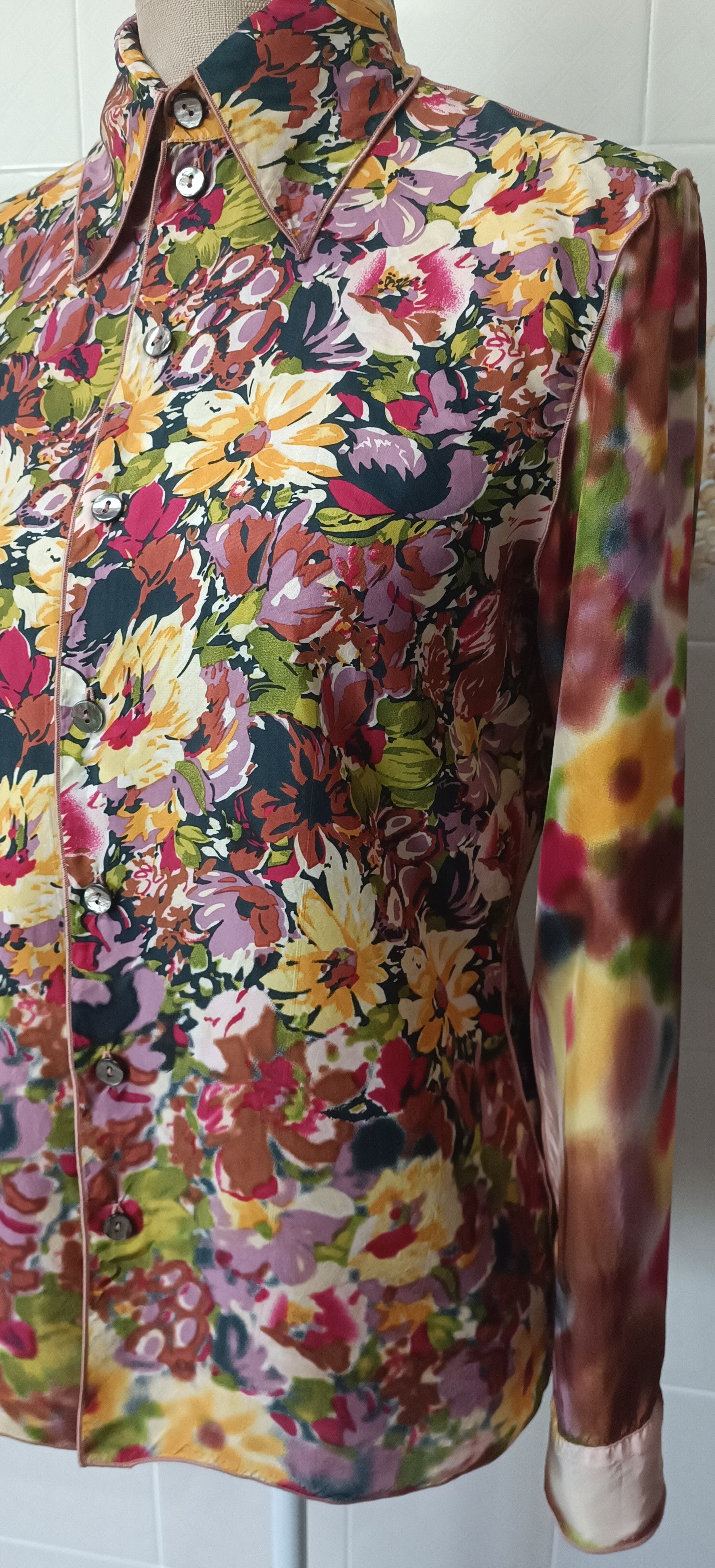 Jean Paul Gaultier SS2001- Satin flower tie-dye shirt Size M / US 6-8 / IT 42-44 - 7 Thumbnail