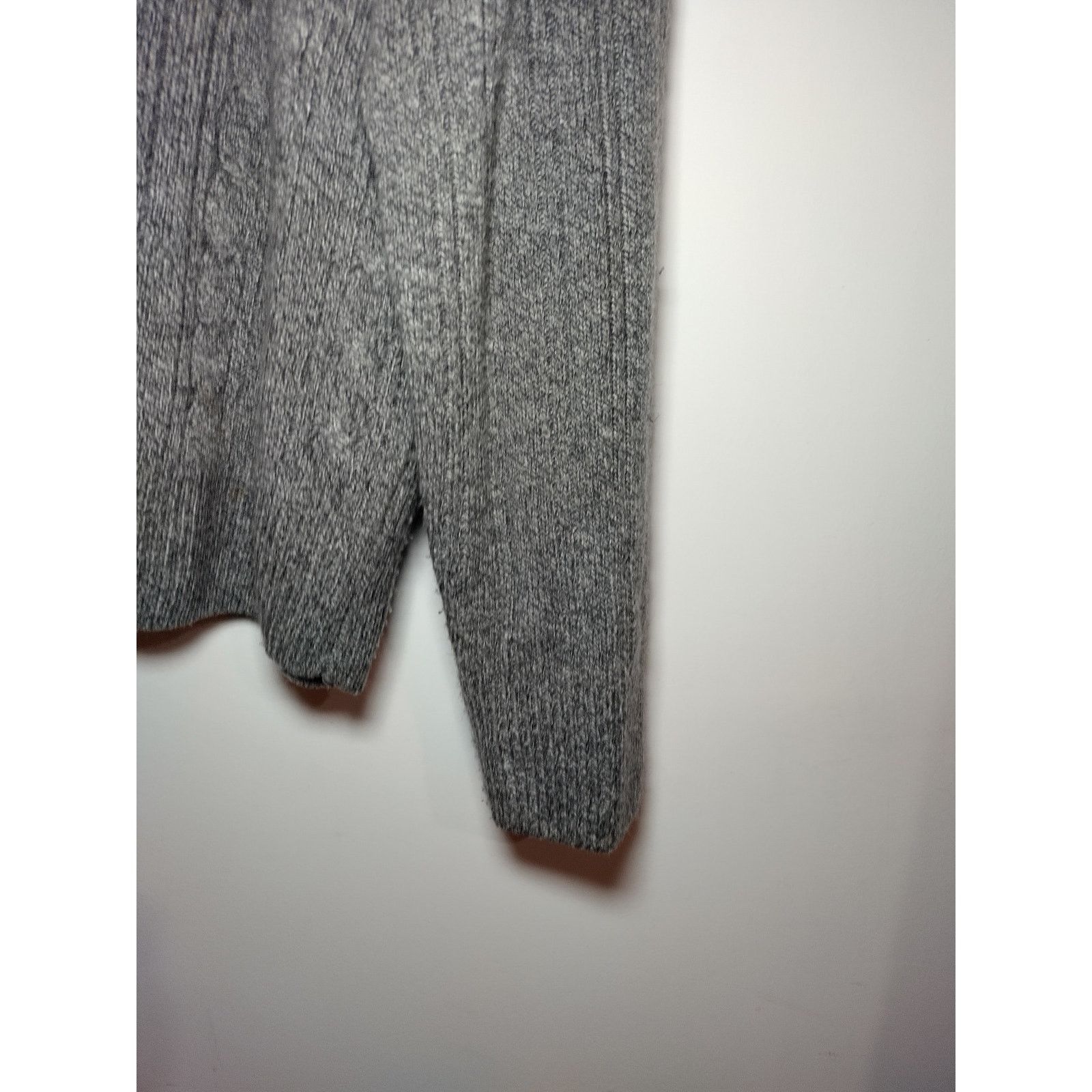 Geoffrey Beene Geoffrey Beene Women Acrylic Sweater Knit Crew Neck Gray Lg Size L / US 10 / IT 46 - 6 Thumbnail