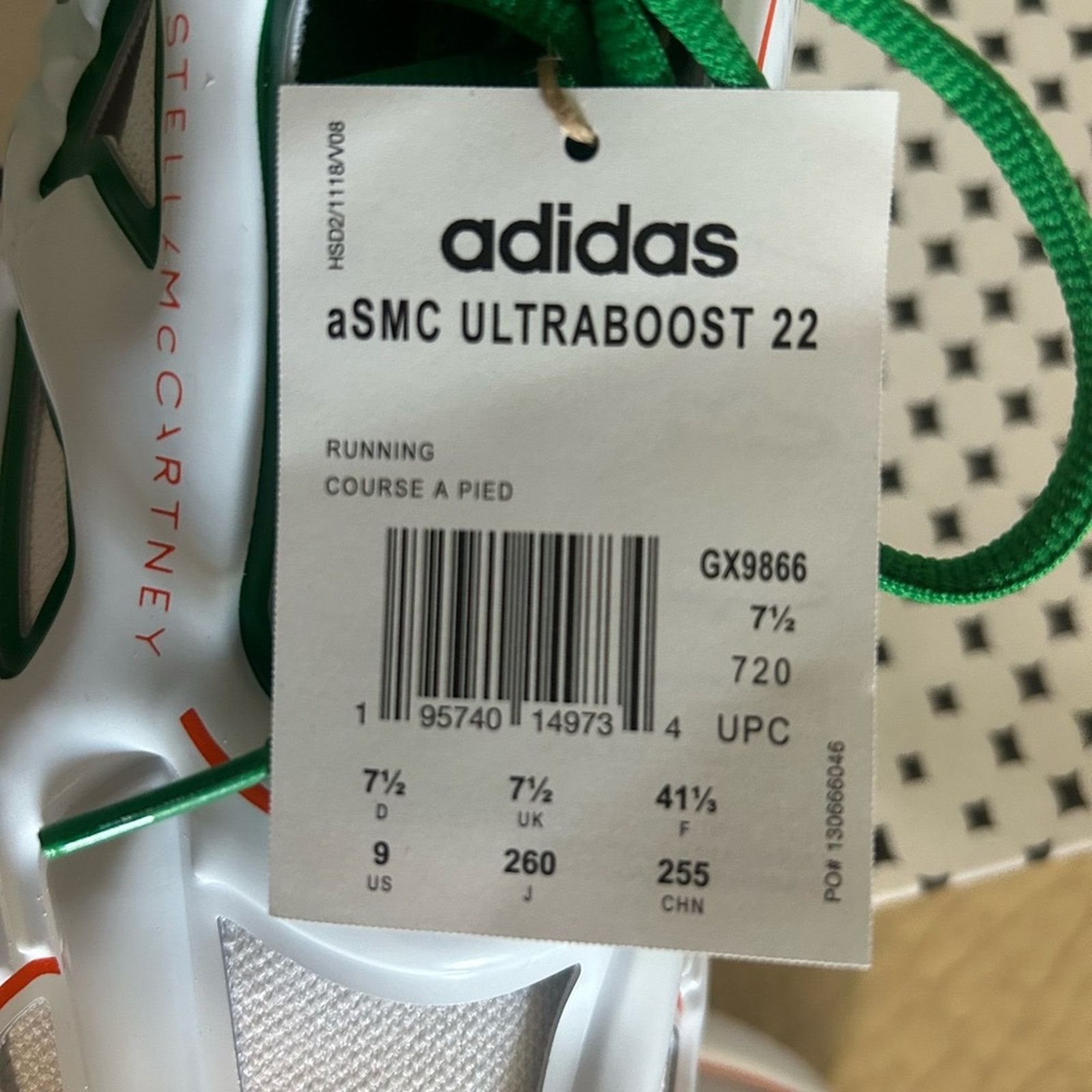 Stella McCartney ADIDAS BY STELLA MCCARTNEY ULTRABOOST 22 Green White NIB 9 Size US 9 / IT 39 - 11 Thumbnail