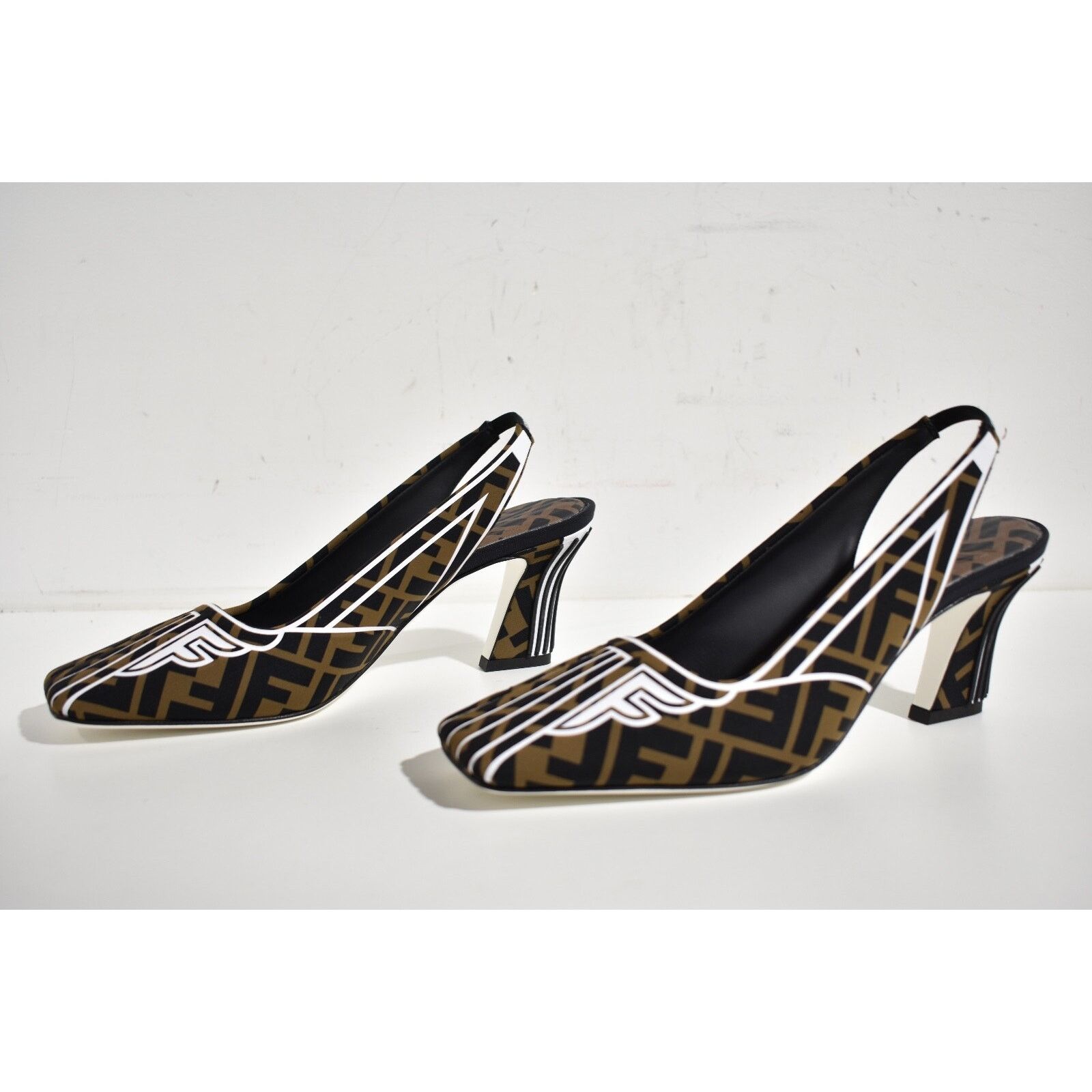 Fendi Freedom FF Logo Square Toe Slingback Heel Pump 39.5 Size US 9.5 / IT 39.5 - 7 Thumbnail