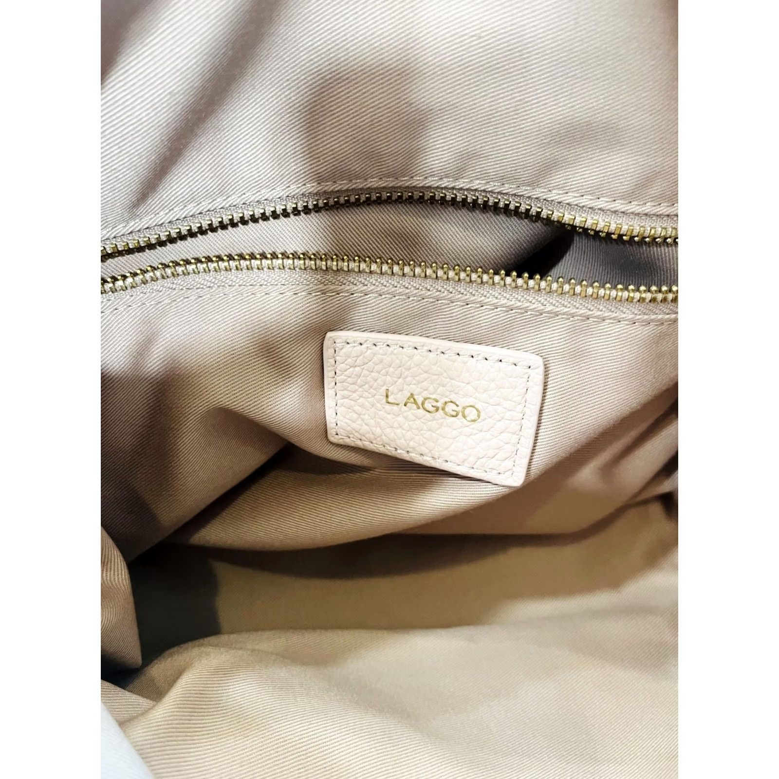 Vintage LAGGO Shoulder Bag Womens Large Beige Leather Tote Purse Studded Pocket Size ONE SIZE - 3 Thumbnail