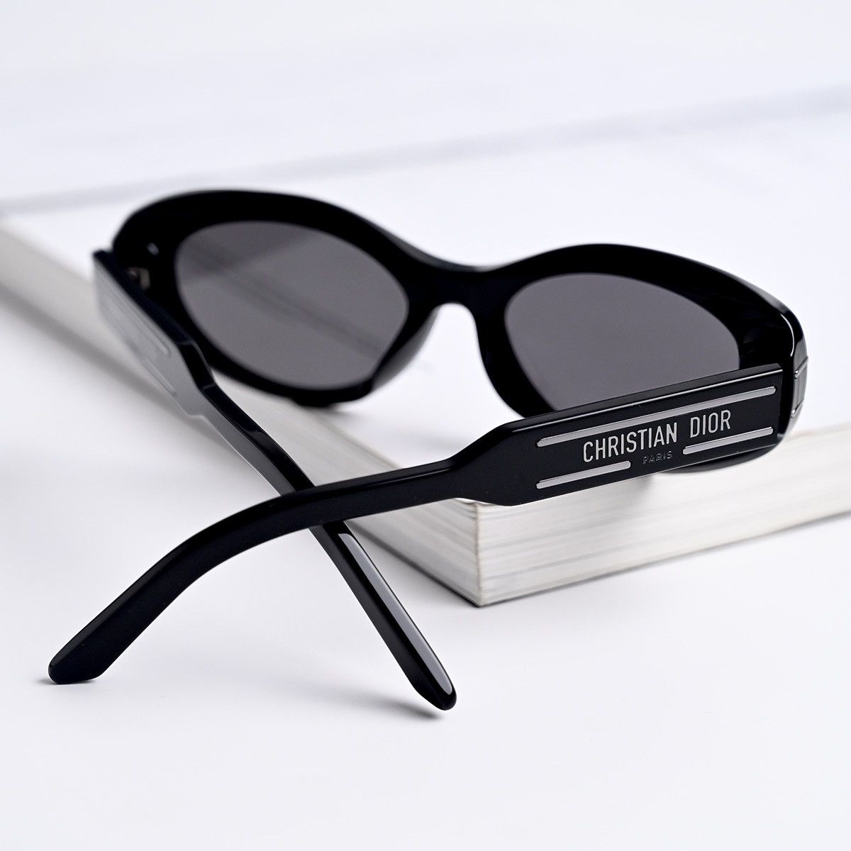 Dior DIOR DIORSIGNATURE B8U 14A0 SUNGLASSES Size ONE SIZE - 10 Thumbnail