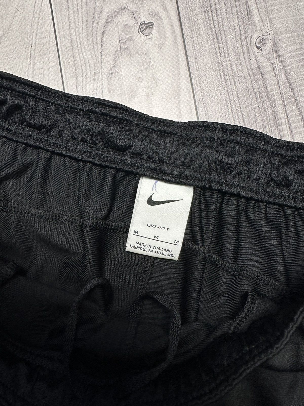 Nike Nike Tottenham Spurs soccer joggers size M logo pants Size US 32 / EU 48 - 5 Thumbnail