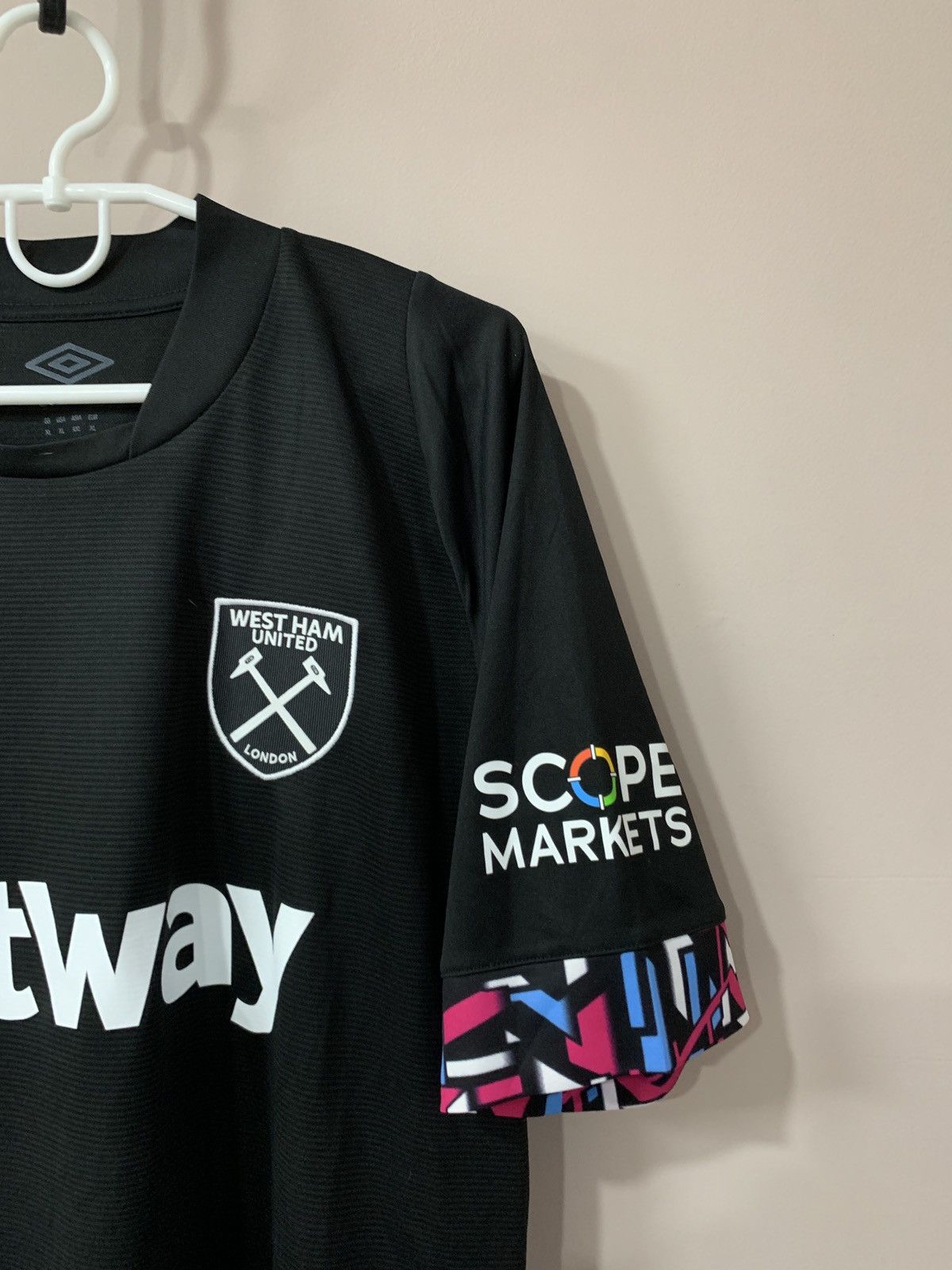 Umbro West Ham United Third Football Shirt Umbro Soccer RICE #41 Size US XL / EU 56 / 4 - 3 Thumbnail