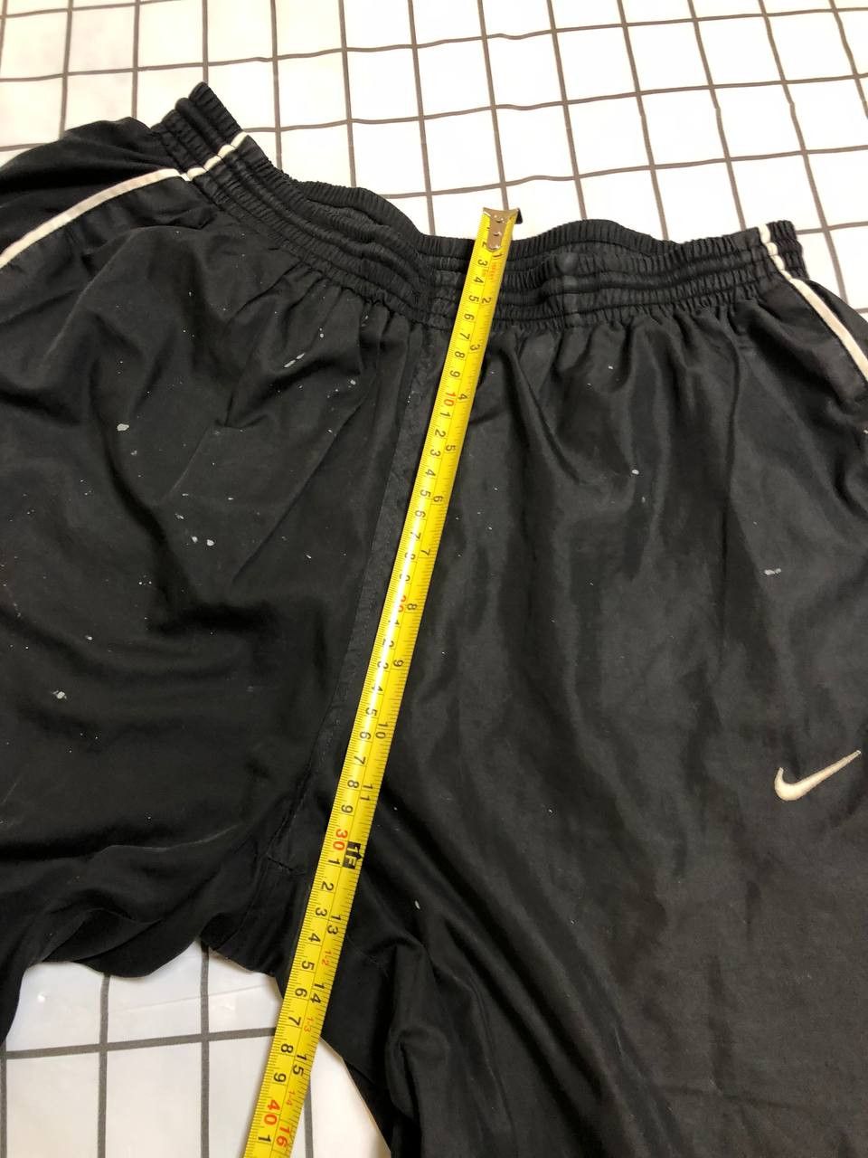Nike Vintage Nike Track Pants 00s Nylon Swoosh Y2K Size US 32 / EU 48 - 16 Thumbnail