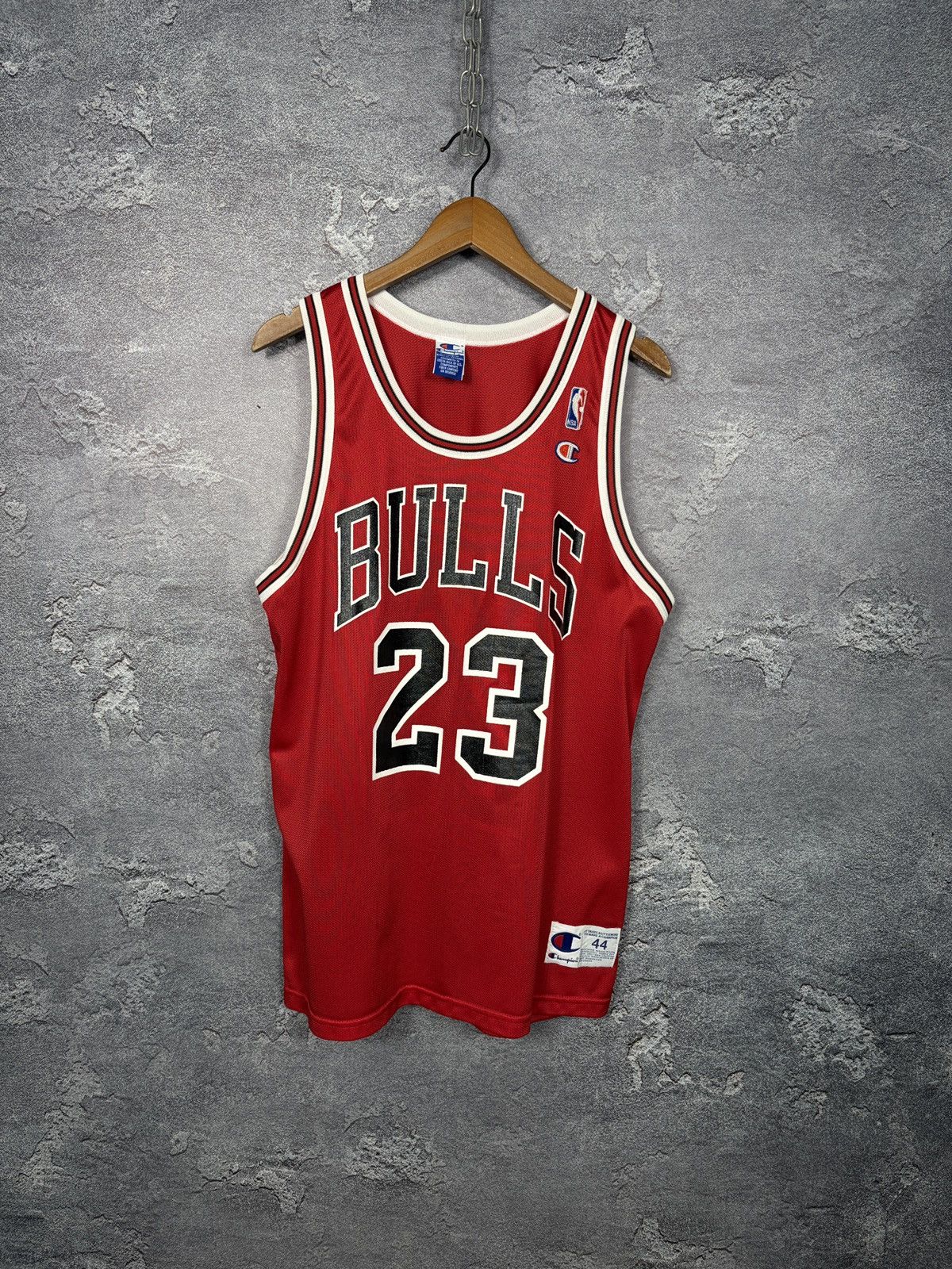 Champion Vintage 90s Chicago Bulls #23 Jordan Tank Top Jersey Size US M / EU 48-50 / 2 - 1 Thumbnail
