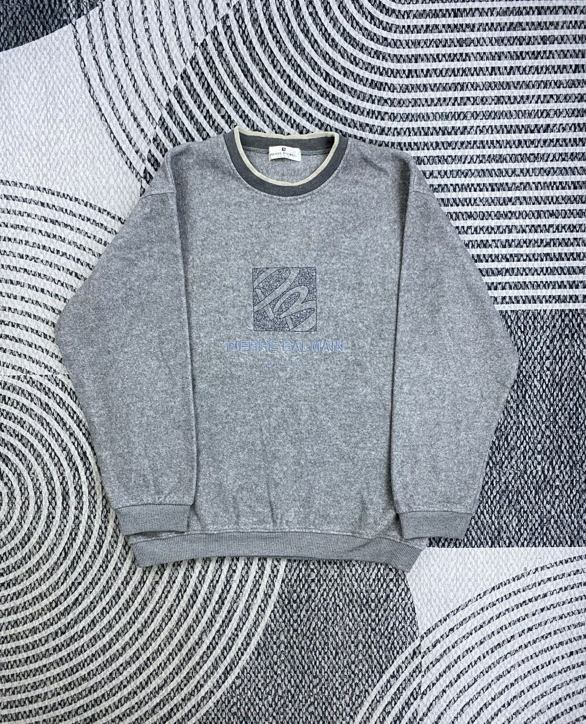Pierre Balmain Vintage Pierre Balmain Paris Longsleeve Sweatshirt Size US XL / EU 56 / 4 - 1 Thumbnail