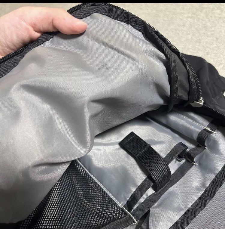 Patagonia Patagonia Chacabuco 32L rare discontinue model Size 34 - 3 Thumbnail
